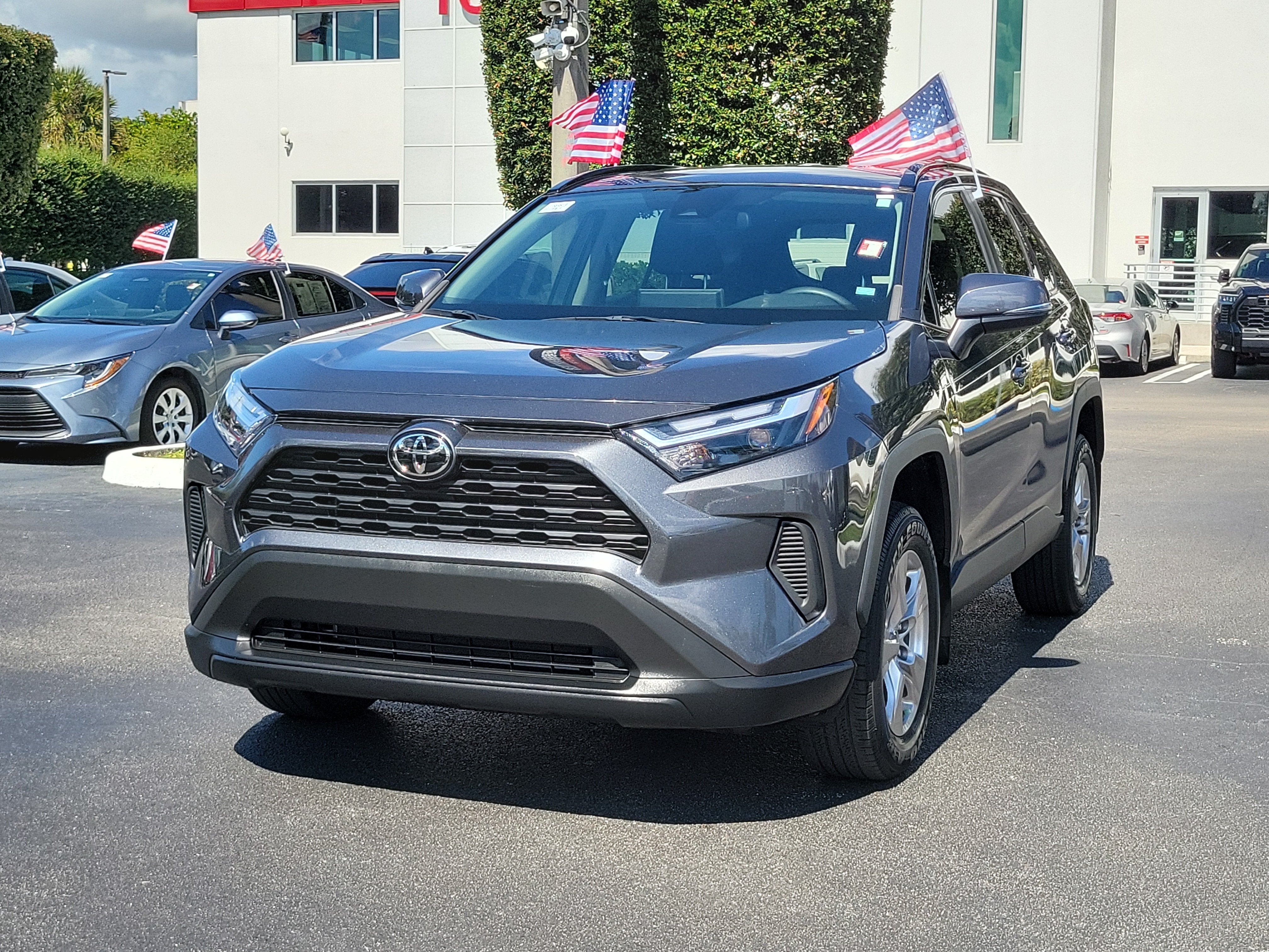 2023 Toyota RAV4 XLE