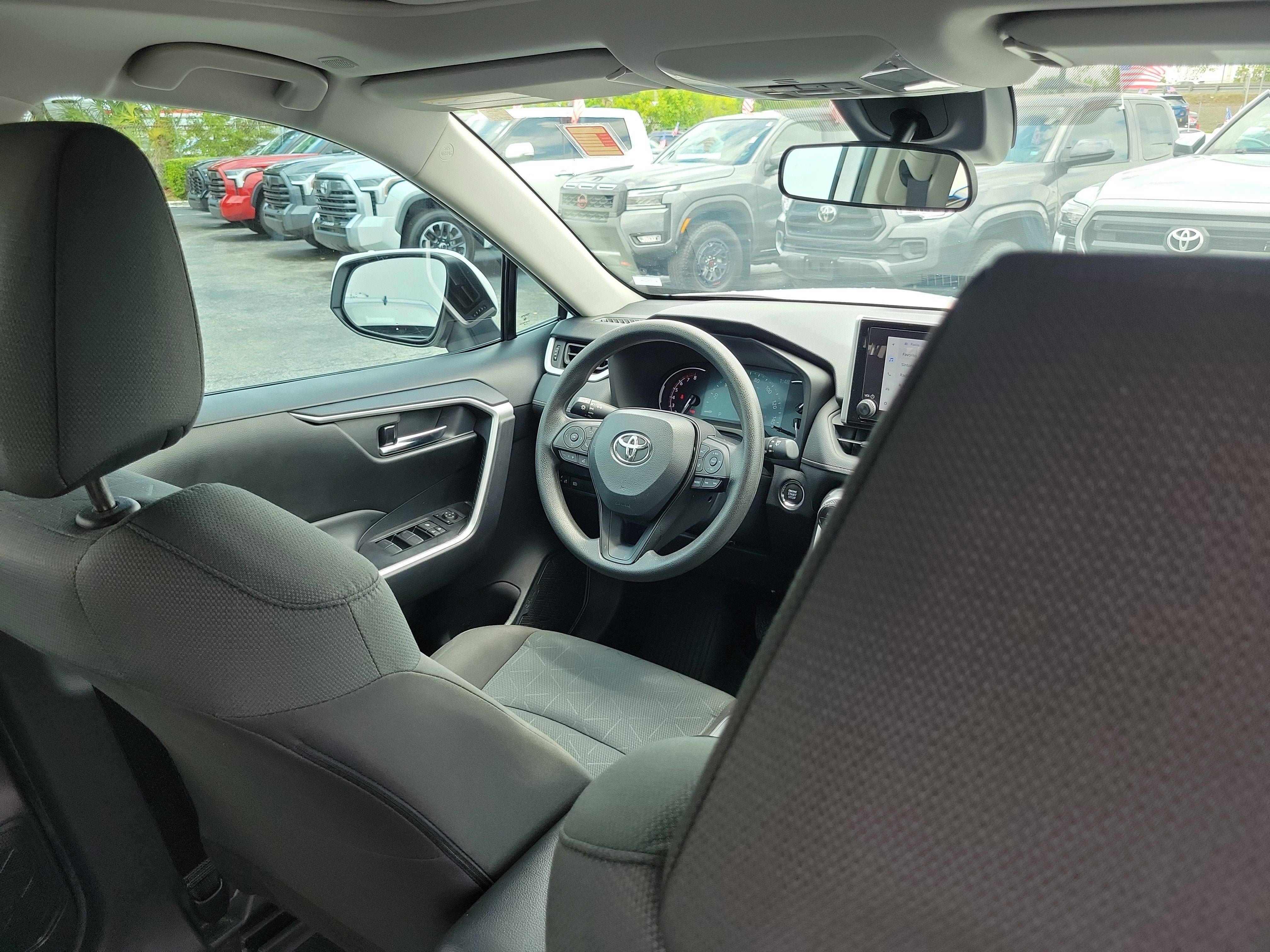 2024 Toyota RAV4 XLE