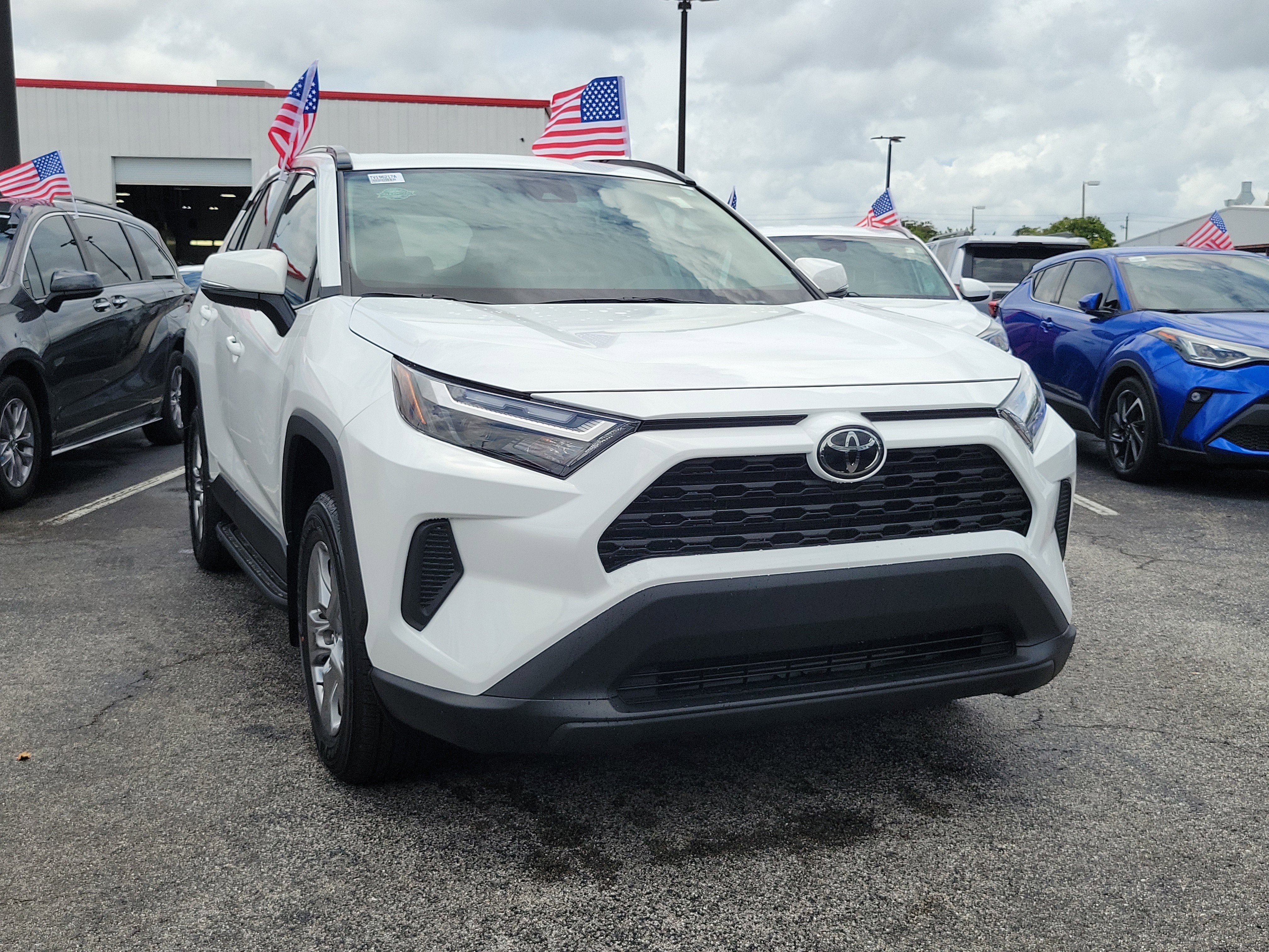2024 Toyota RAV4 XLE