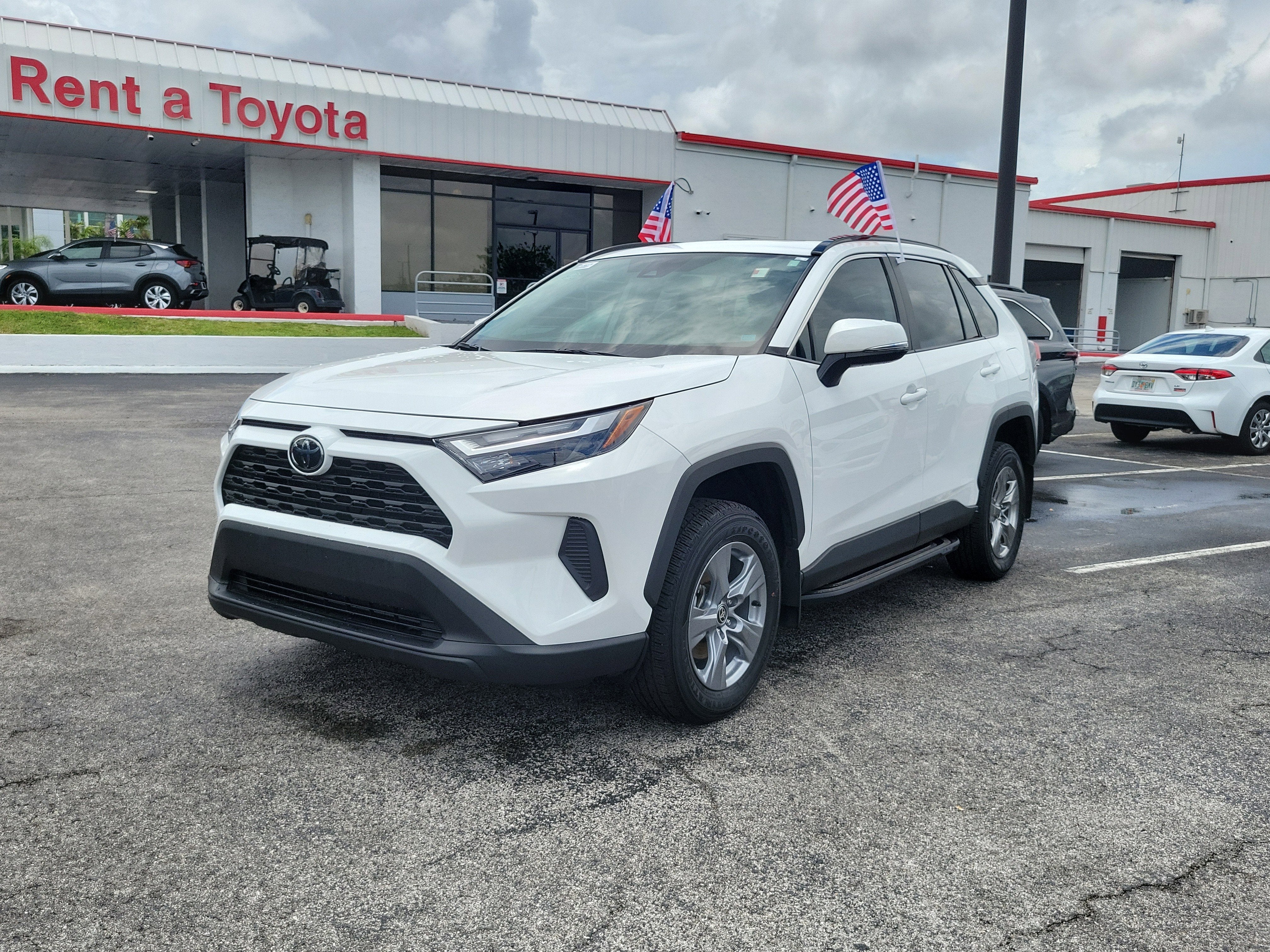 2024 Toyota RAV4 XLE