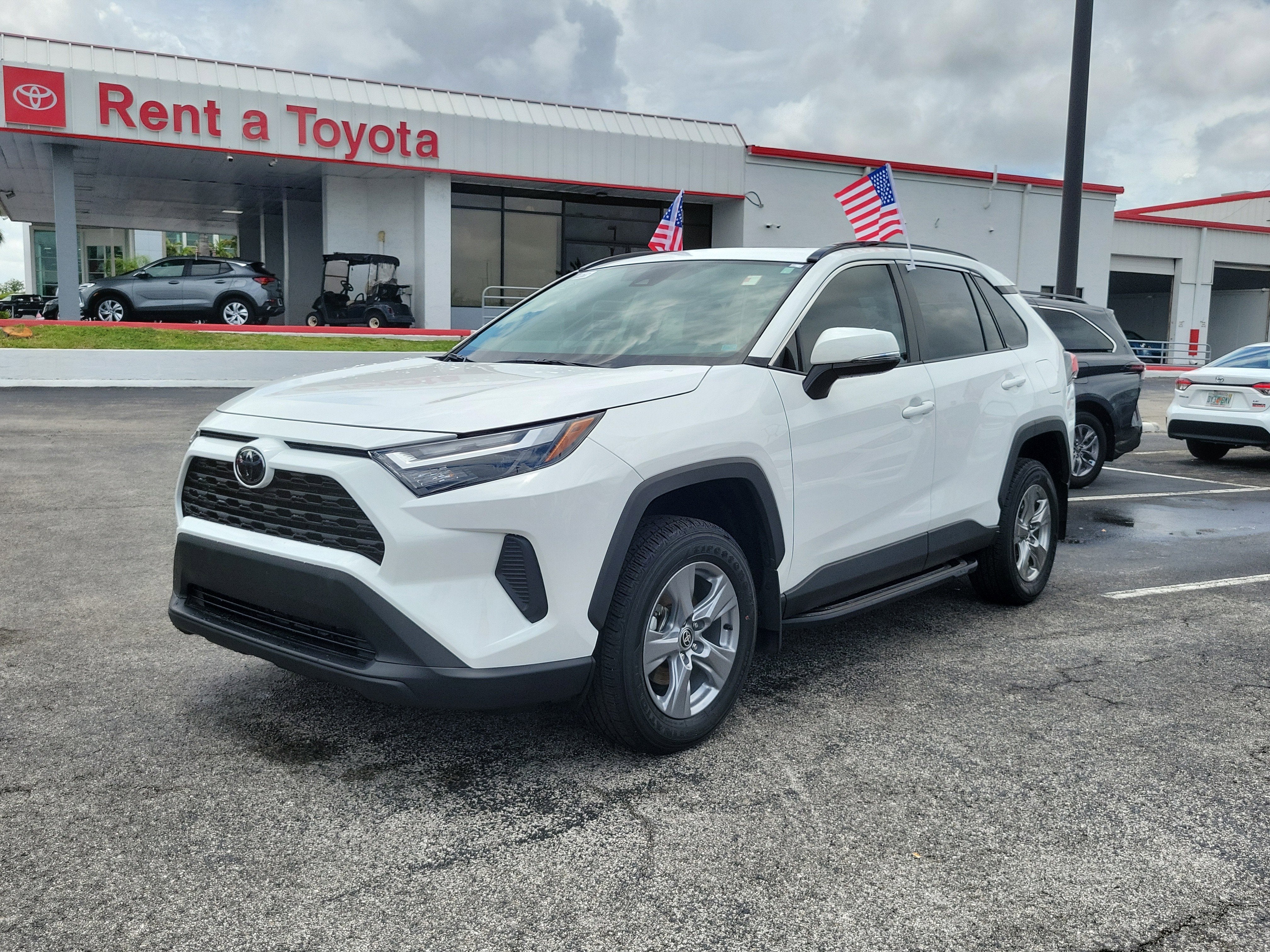 2024 Toyota RAV4 XLE
