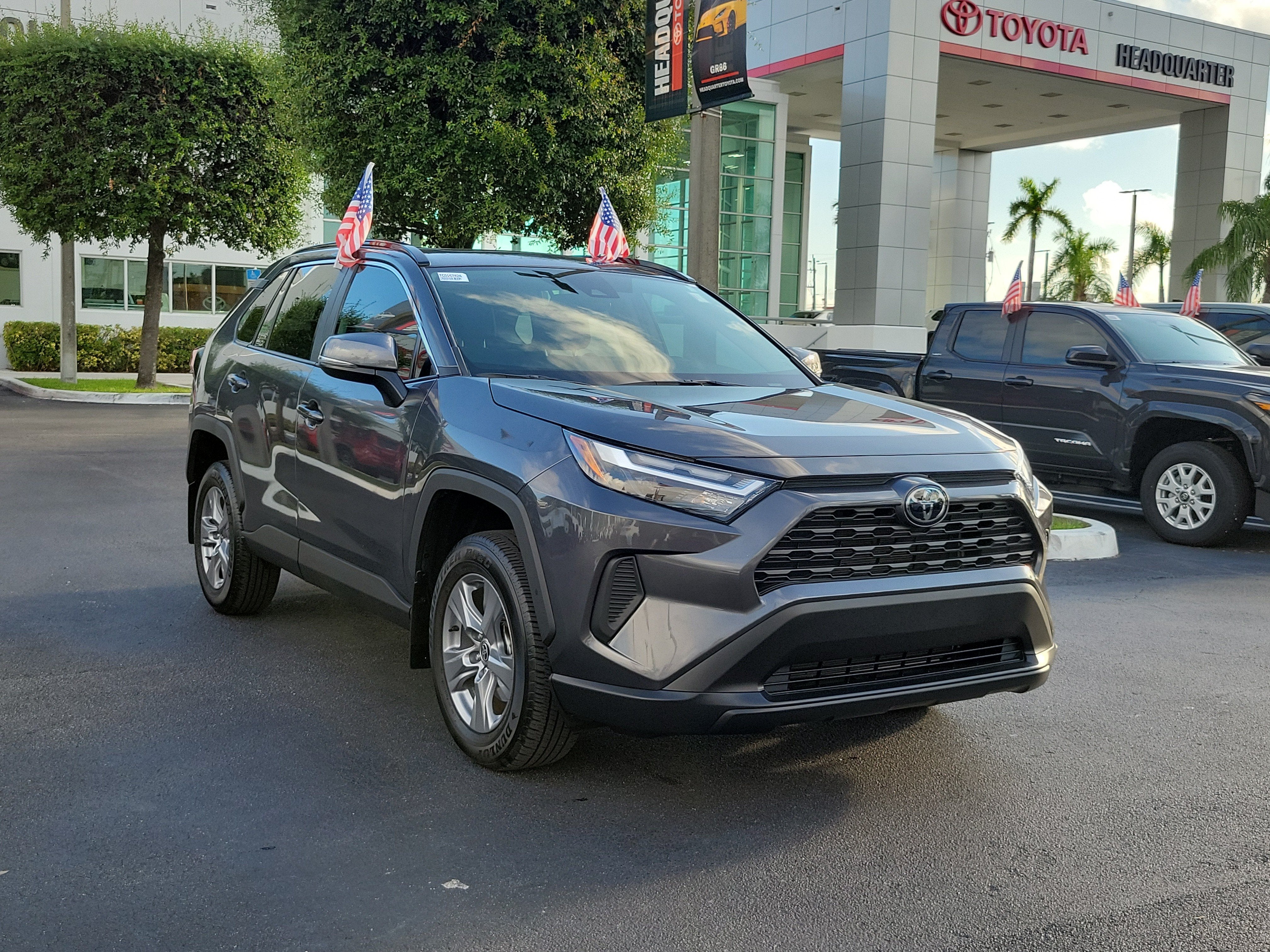 2025 Toyota RAV4 XLE