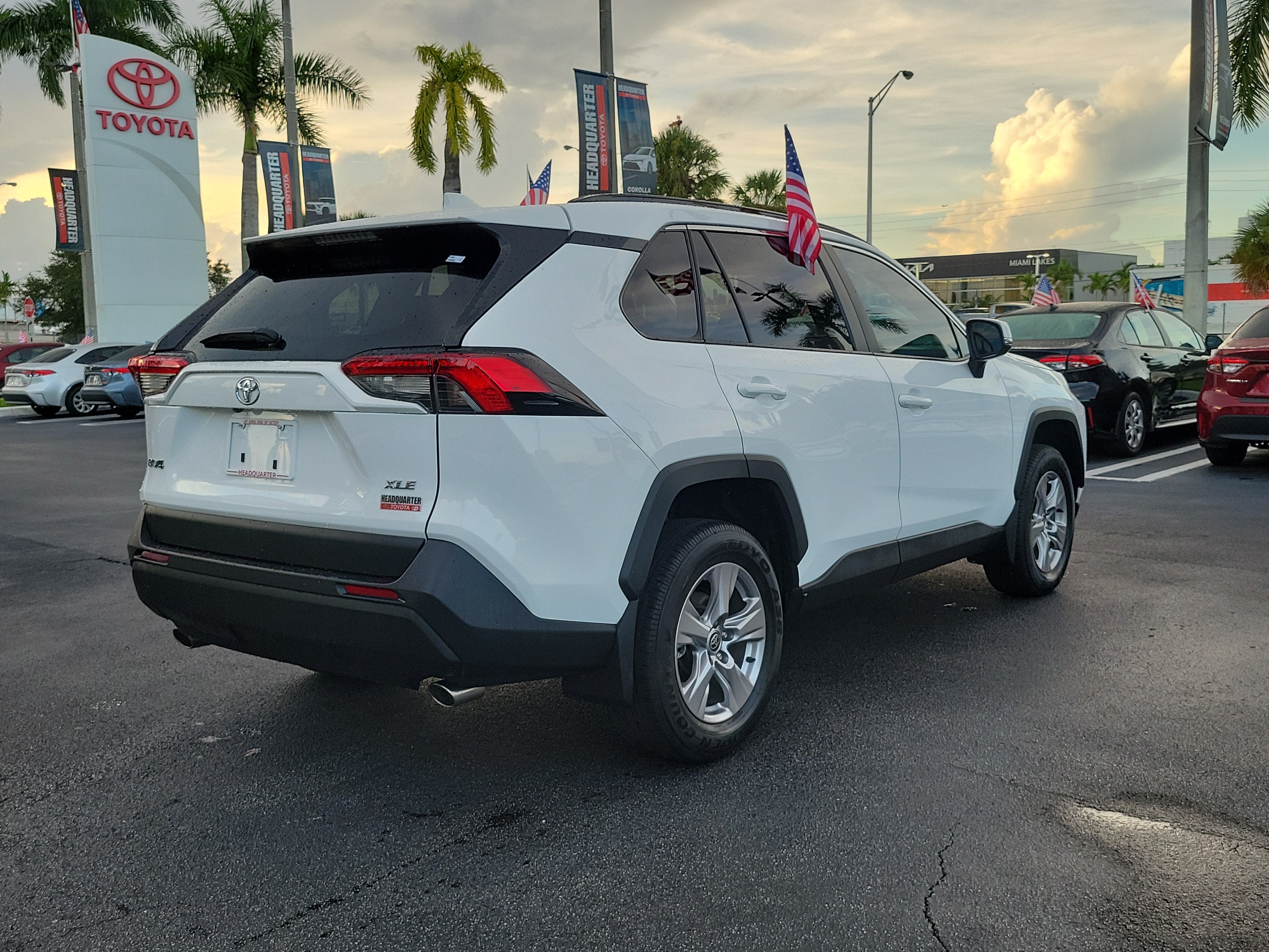 2025 Toyota RAV4 XLE