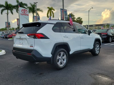 2025 Toyota RAV4 XLE
