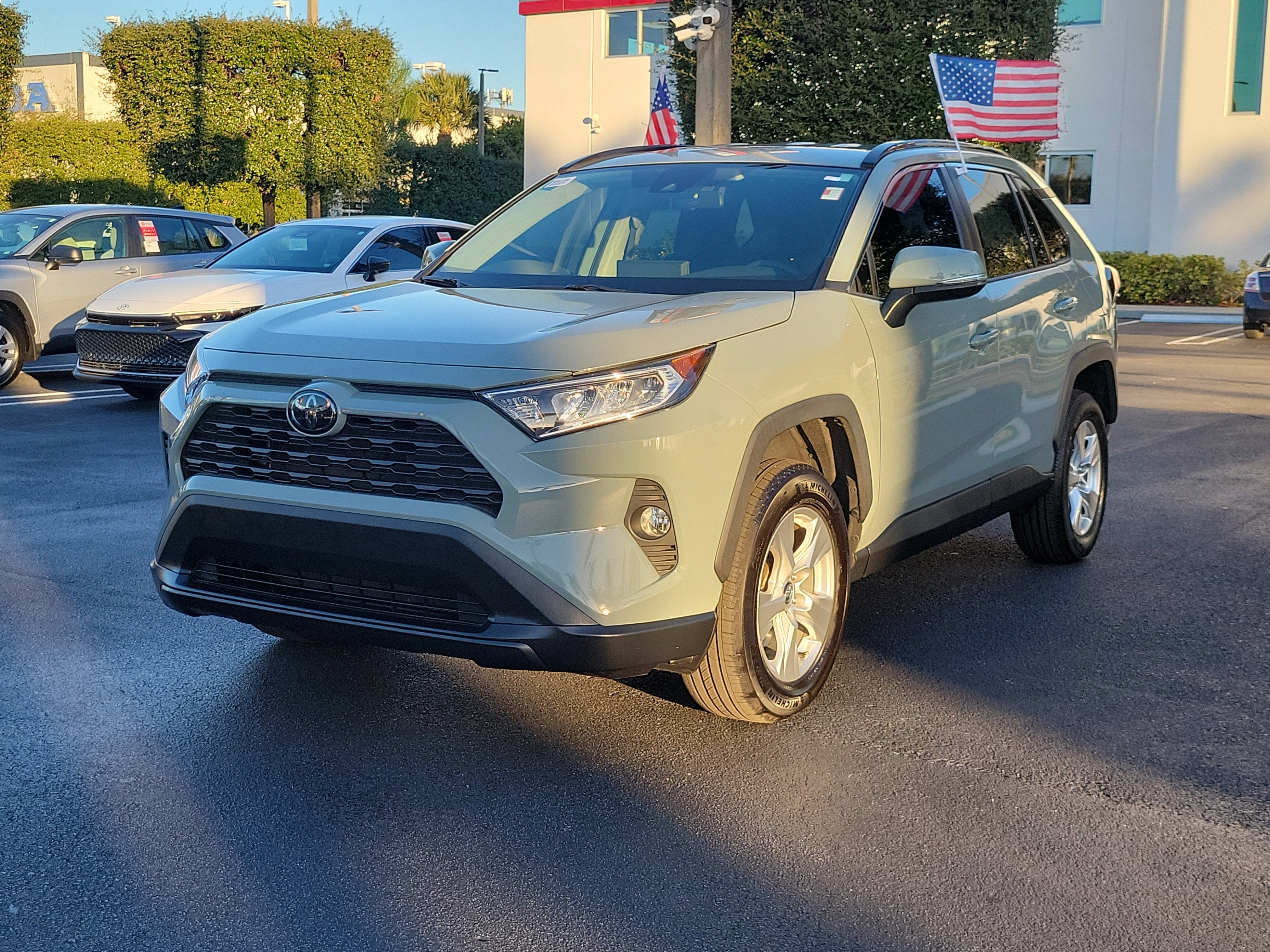 2021 Toyota RAV4 XLE