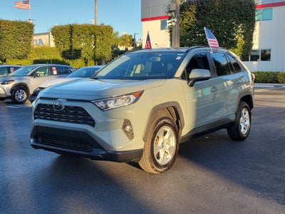 2021 Toyota RAV4 XLE