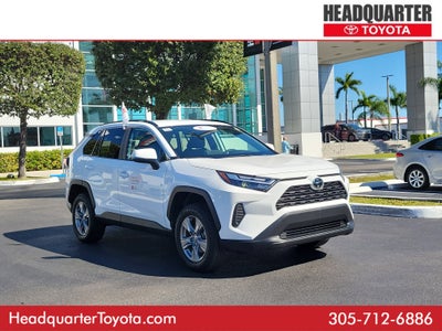 2025 Toyota RAV4 XLE