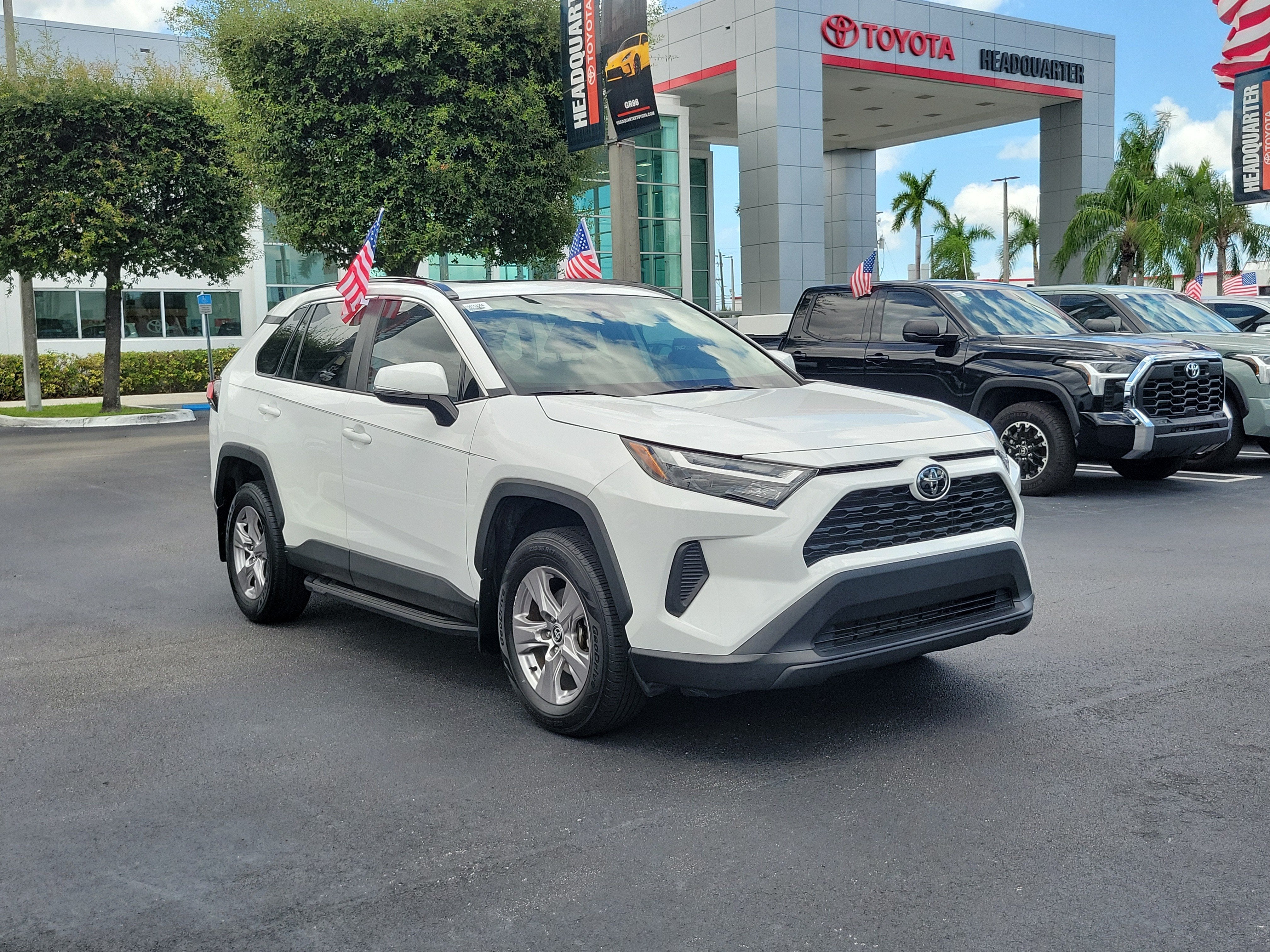 2023 Toyota RAV4 XLE