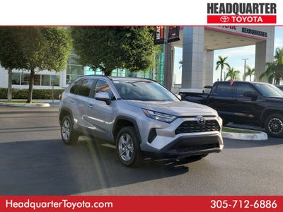 2025 Toyota RAV4 XLE