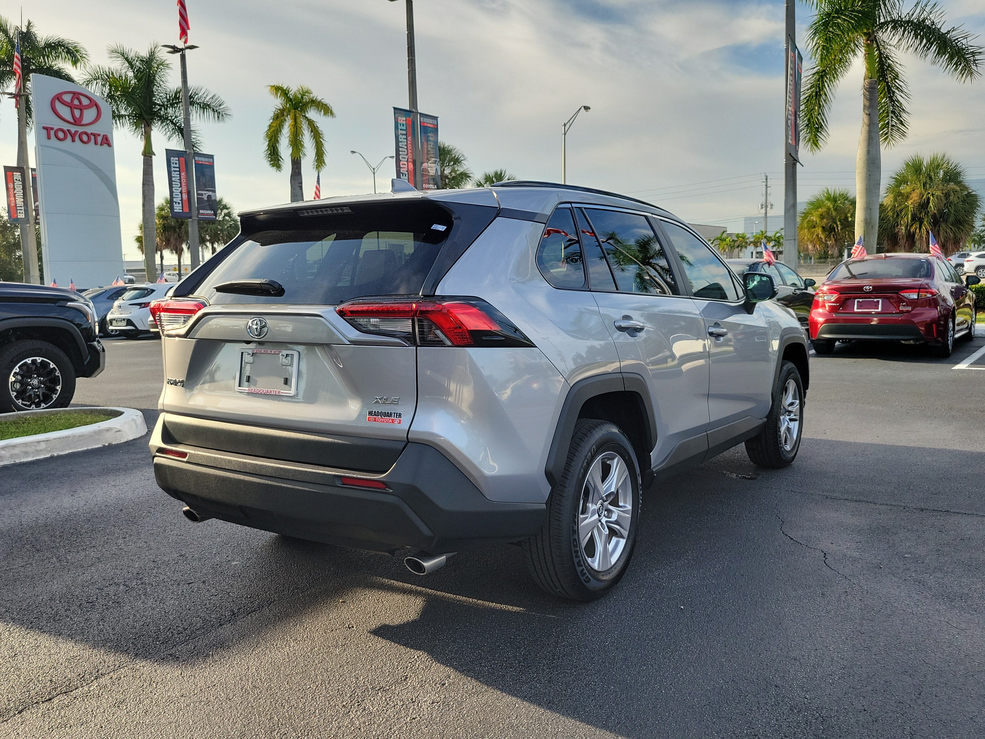 2025 Toyota RAV4 XLE