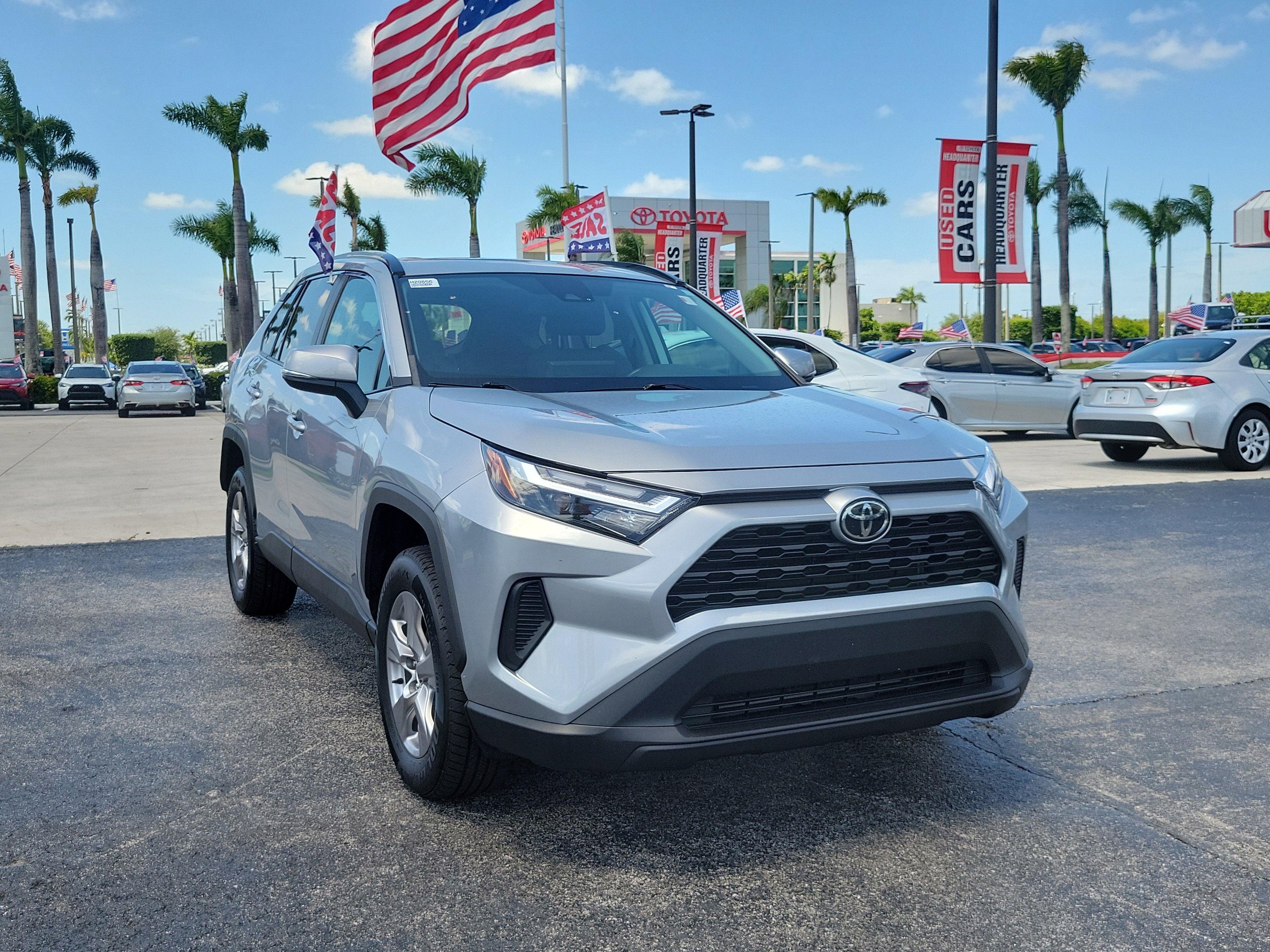 2022 Toyota RAV4 XLE