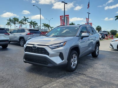 2022 Toyota RAV4 XLE