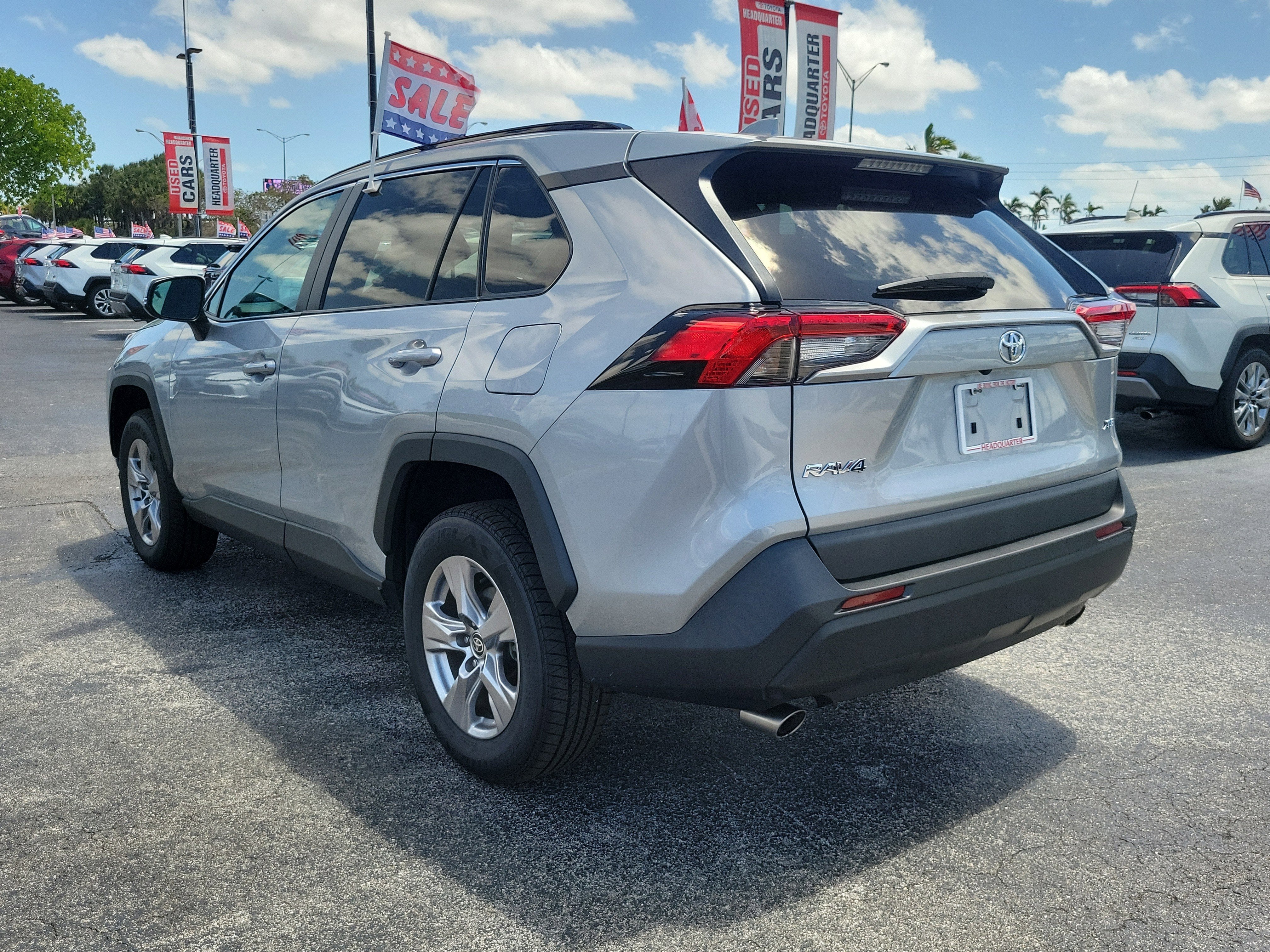 2022 Toyota RAV4 XLE