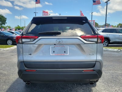 2022 Toyota RAV4 XLE