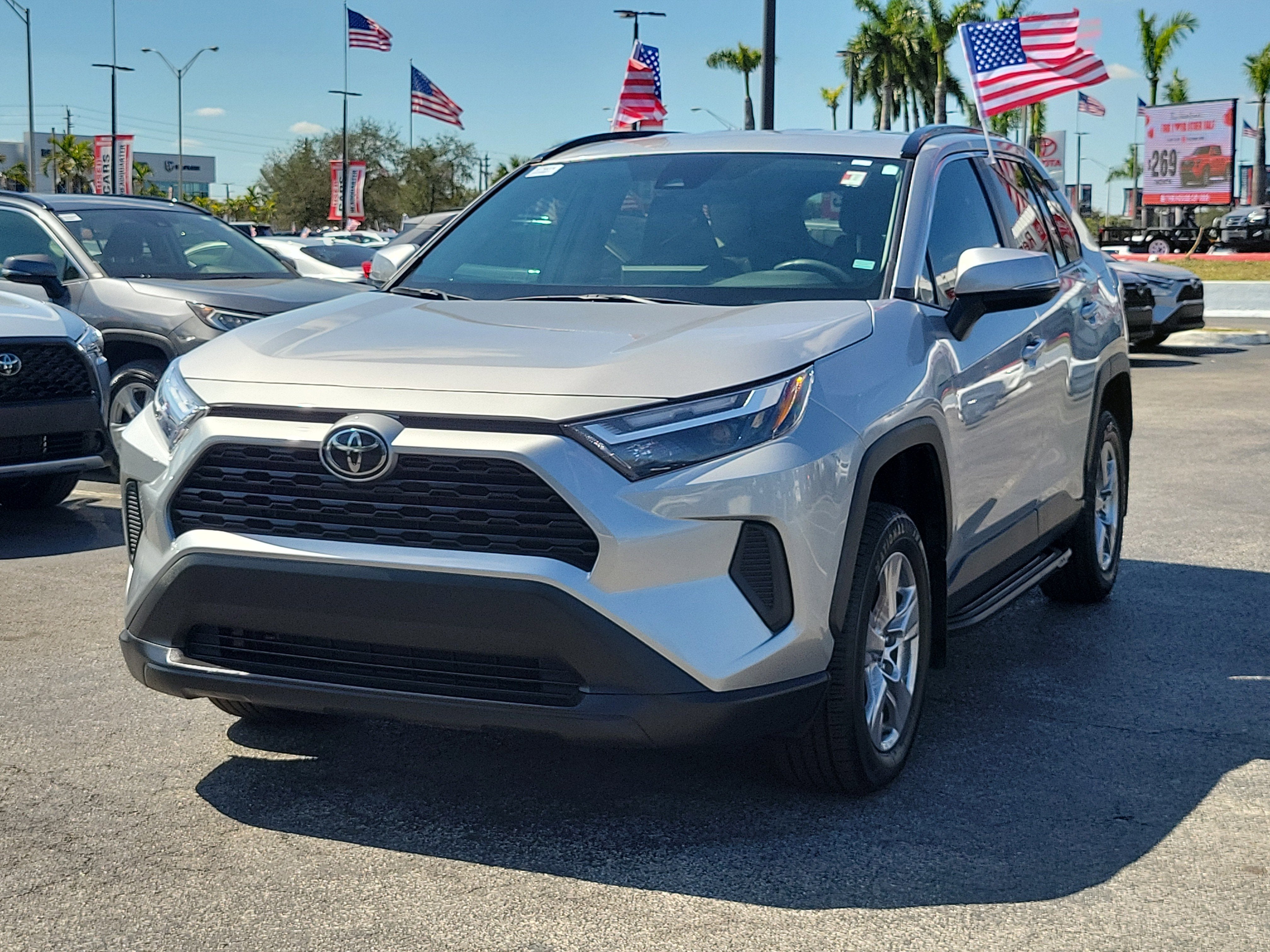 2023 Toyota RAV4 XLE