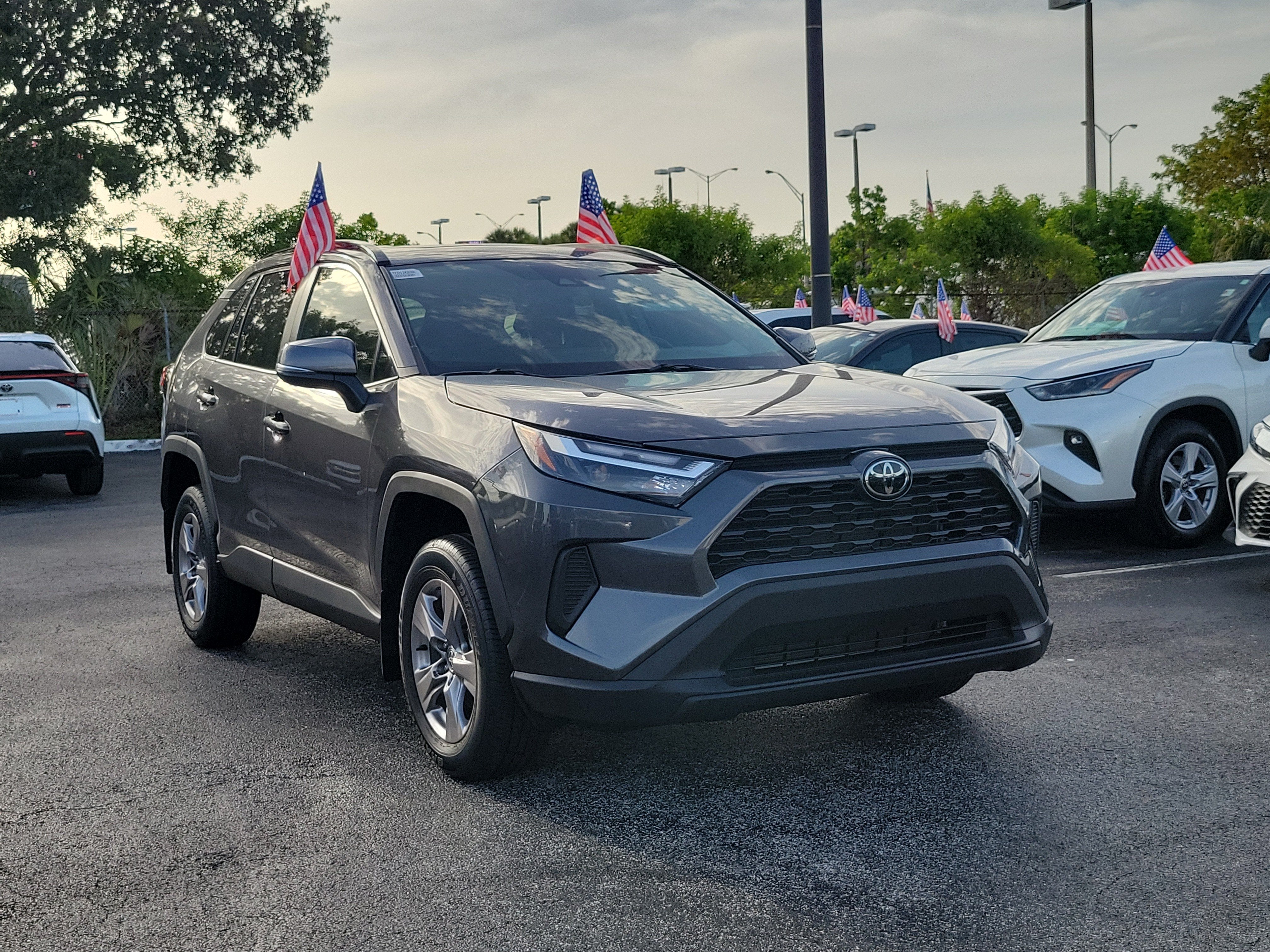 2024 Toyota RAV4 XLE