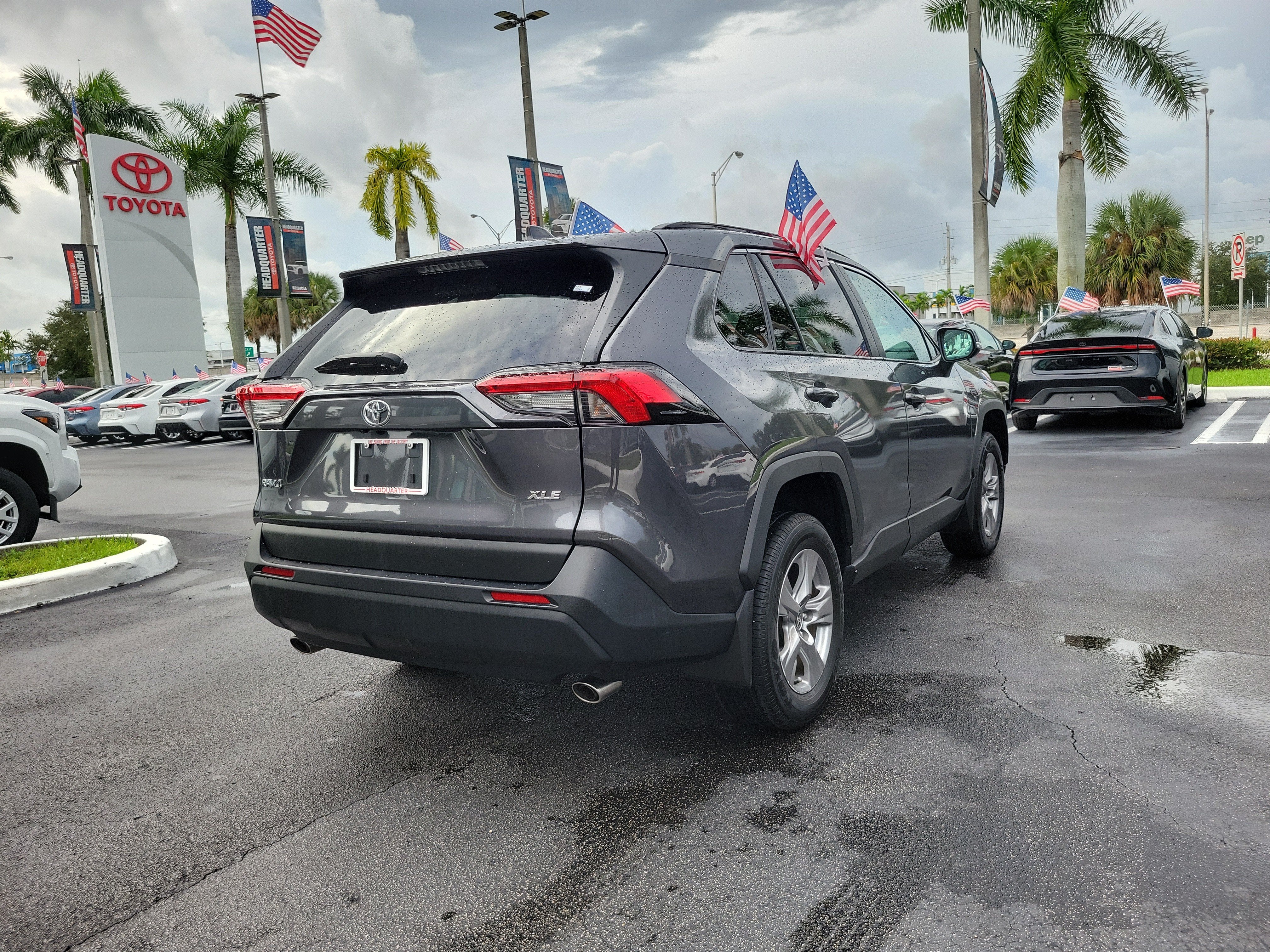 2025 Toyota RAV4 XLE