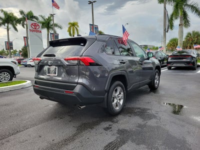 2025 Toyota RAV4 XLE