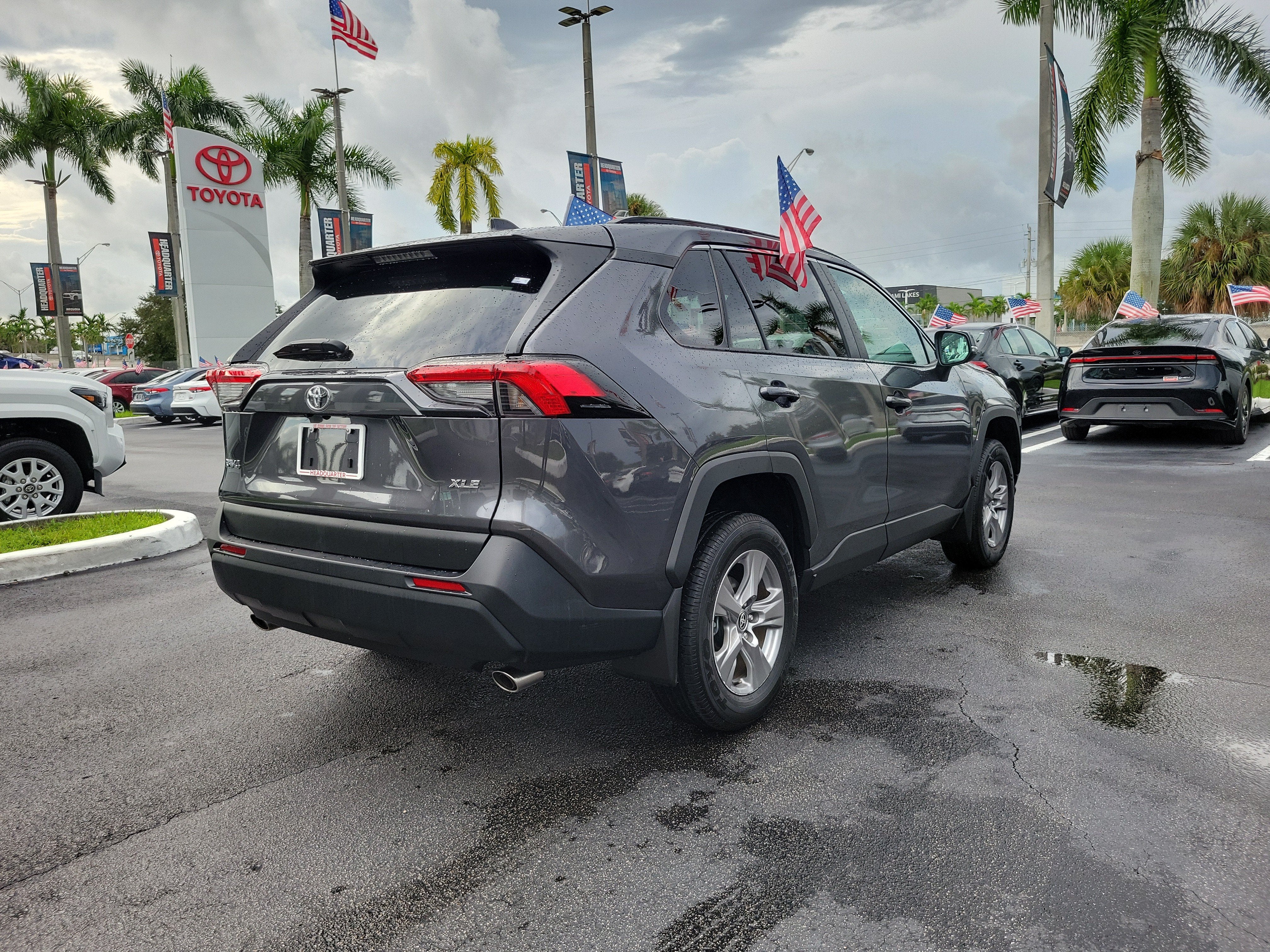 2025 Toyota RAV4 XLE