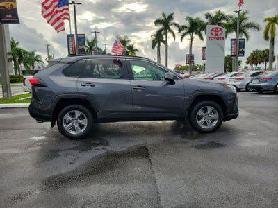 2025 Toyota RAV4 XLE