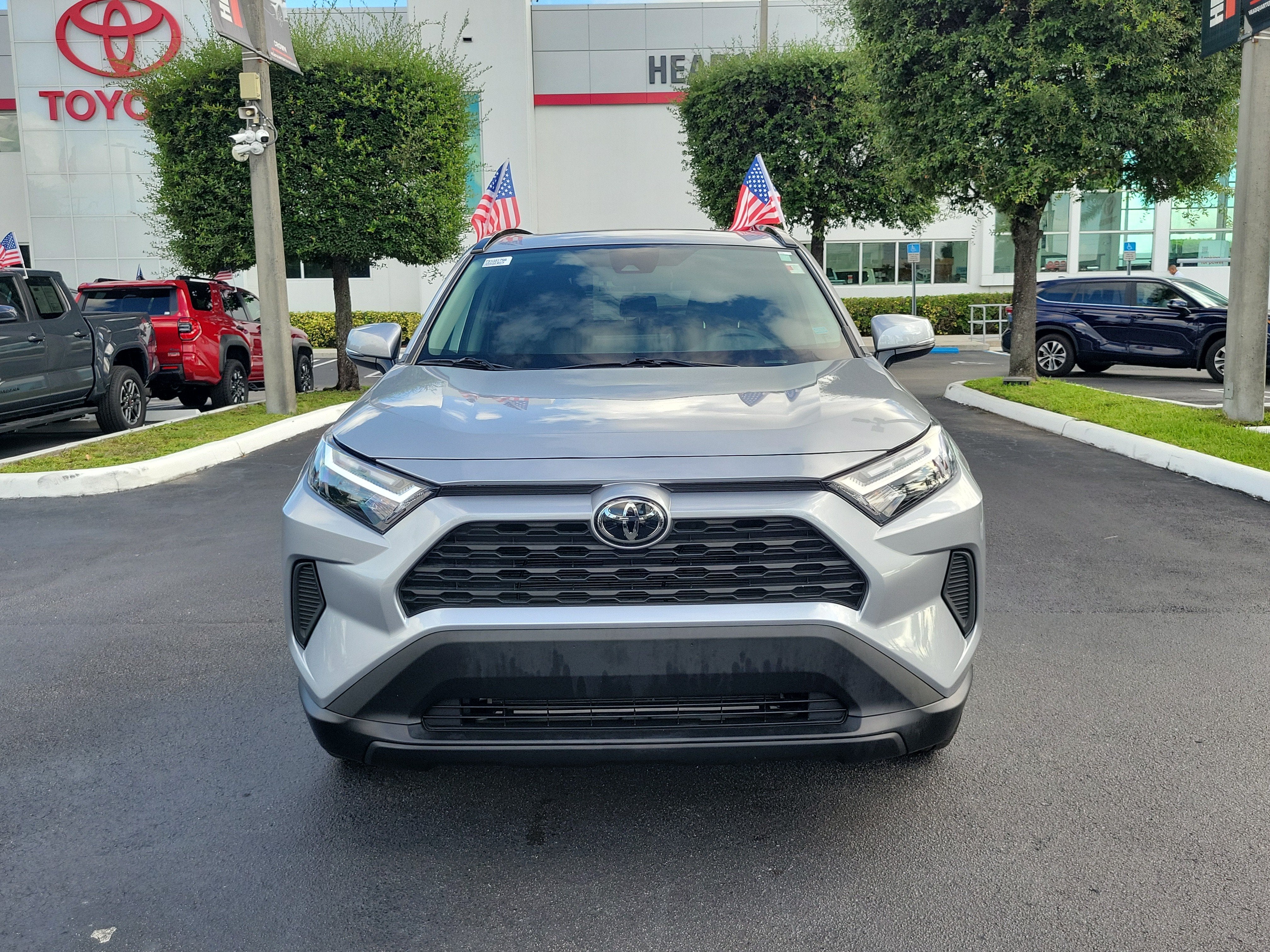 2025 Toyota RAV4 XLE