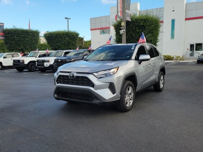 2025 Toyota RAV4 XLE