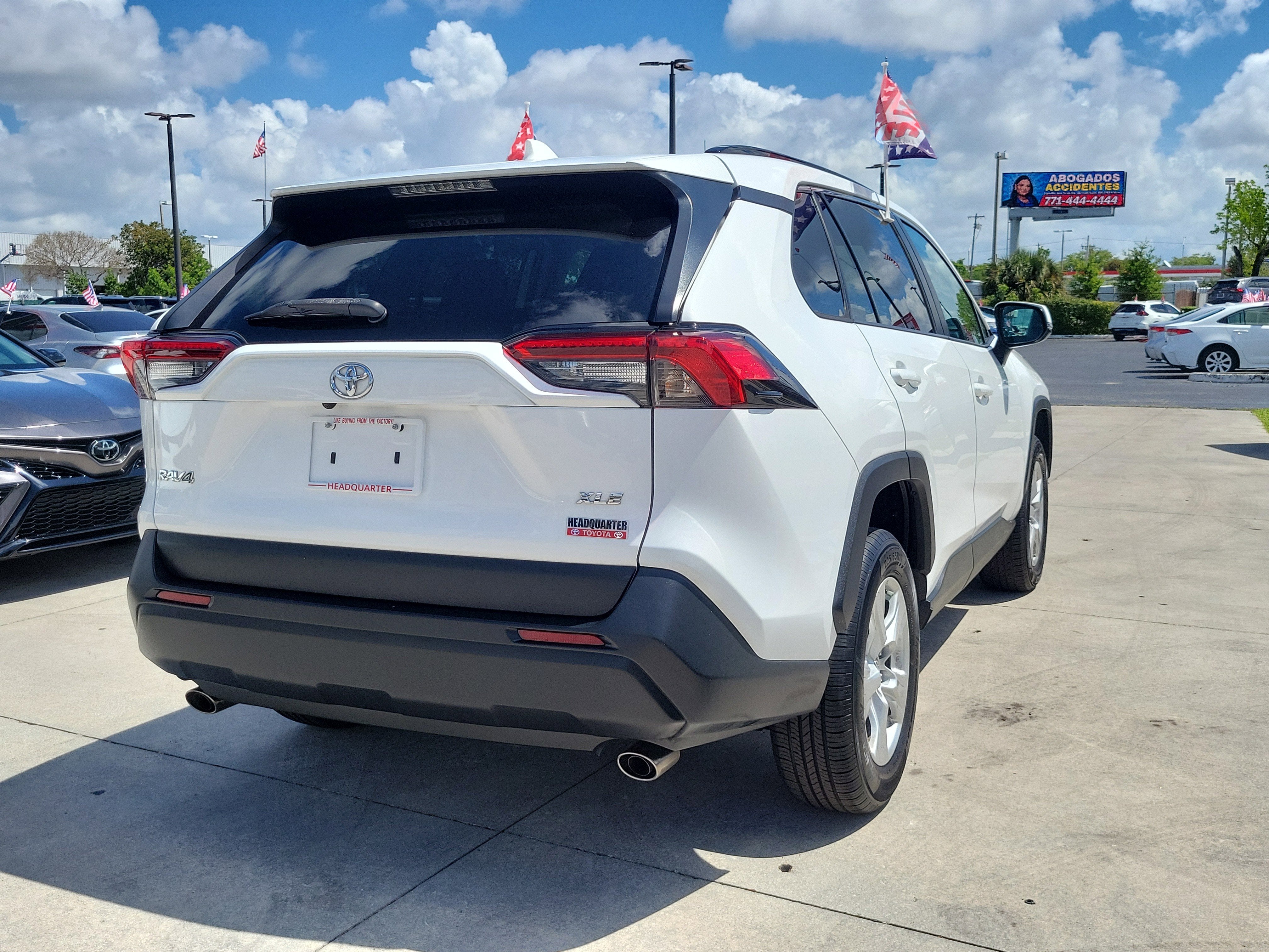 2020 Toyota RAV4 XLE