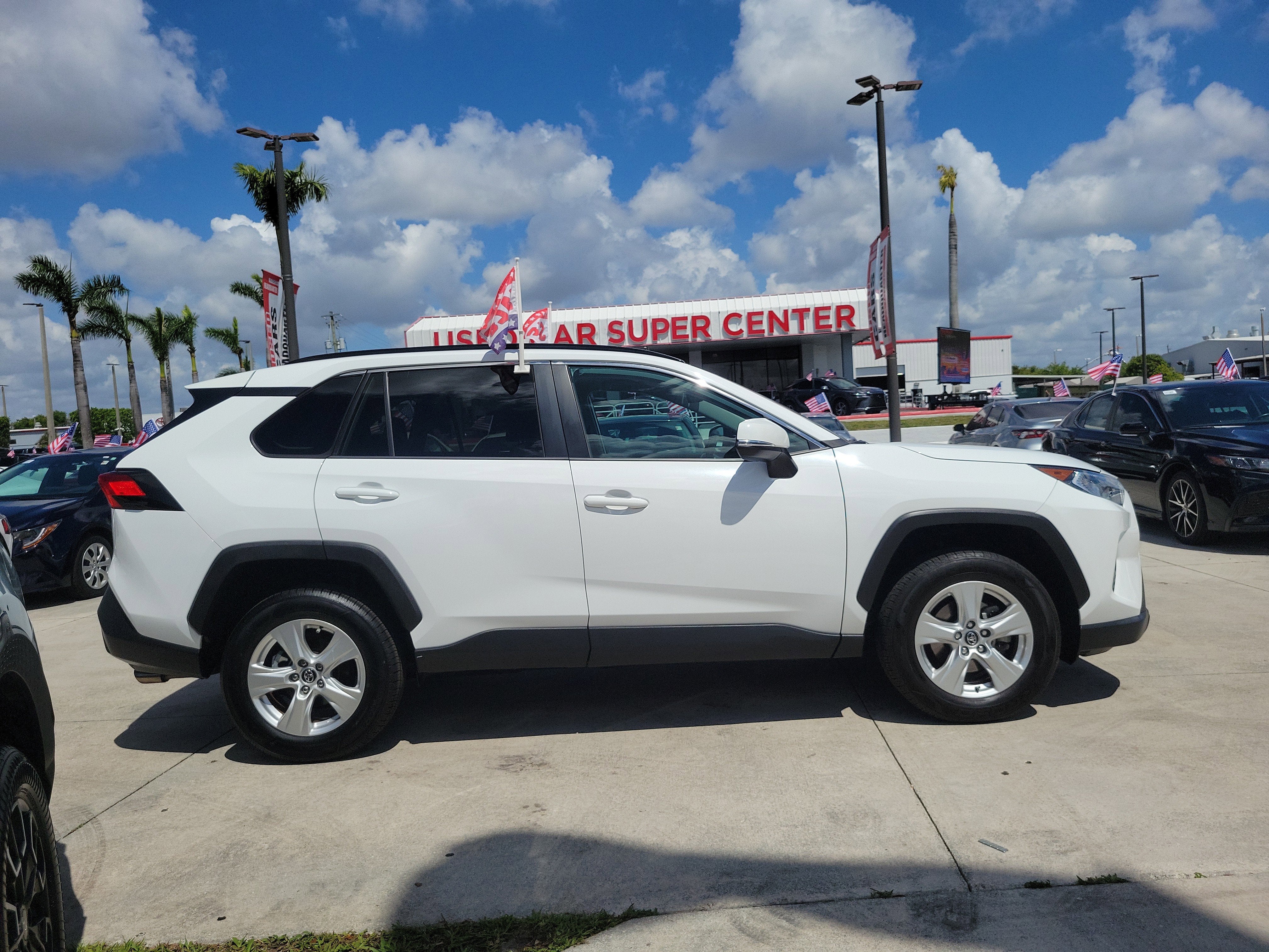 2020 Toyota RAV4 XLE