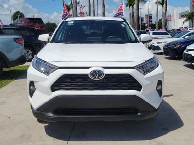 2020 Toyota RAV4 XLE