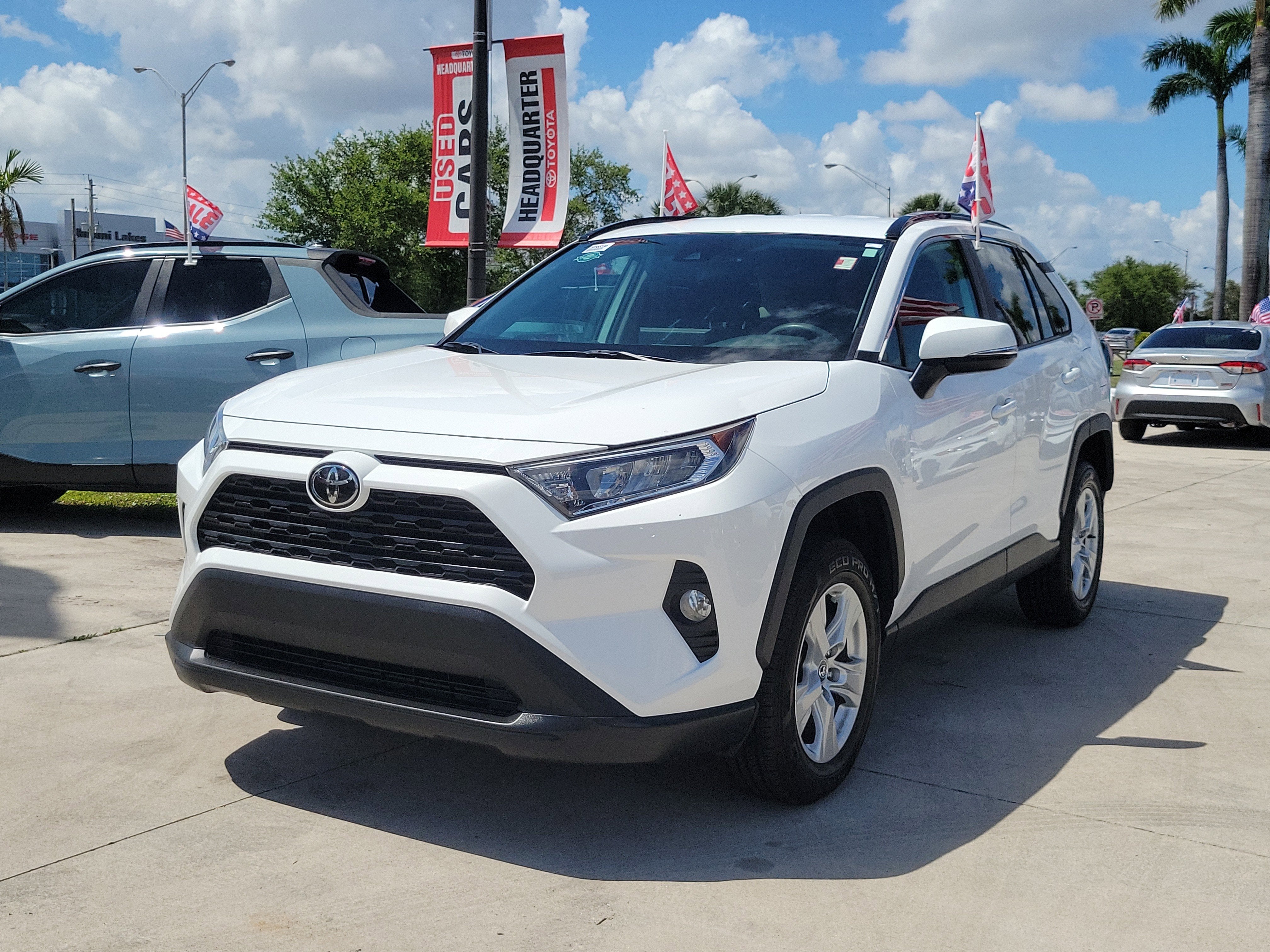 2020 Toyota RAV4 XLE