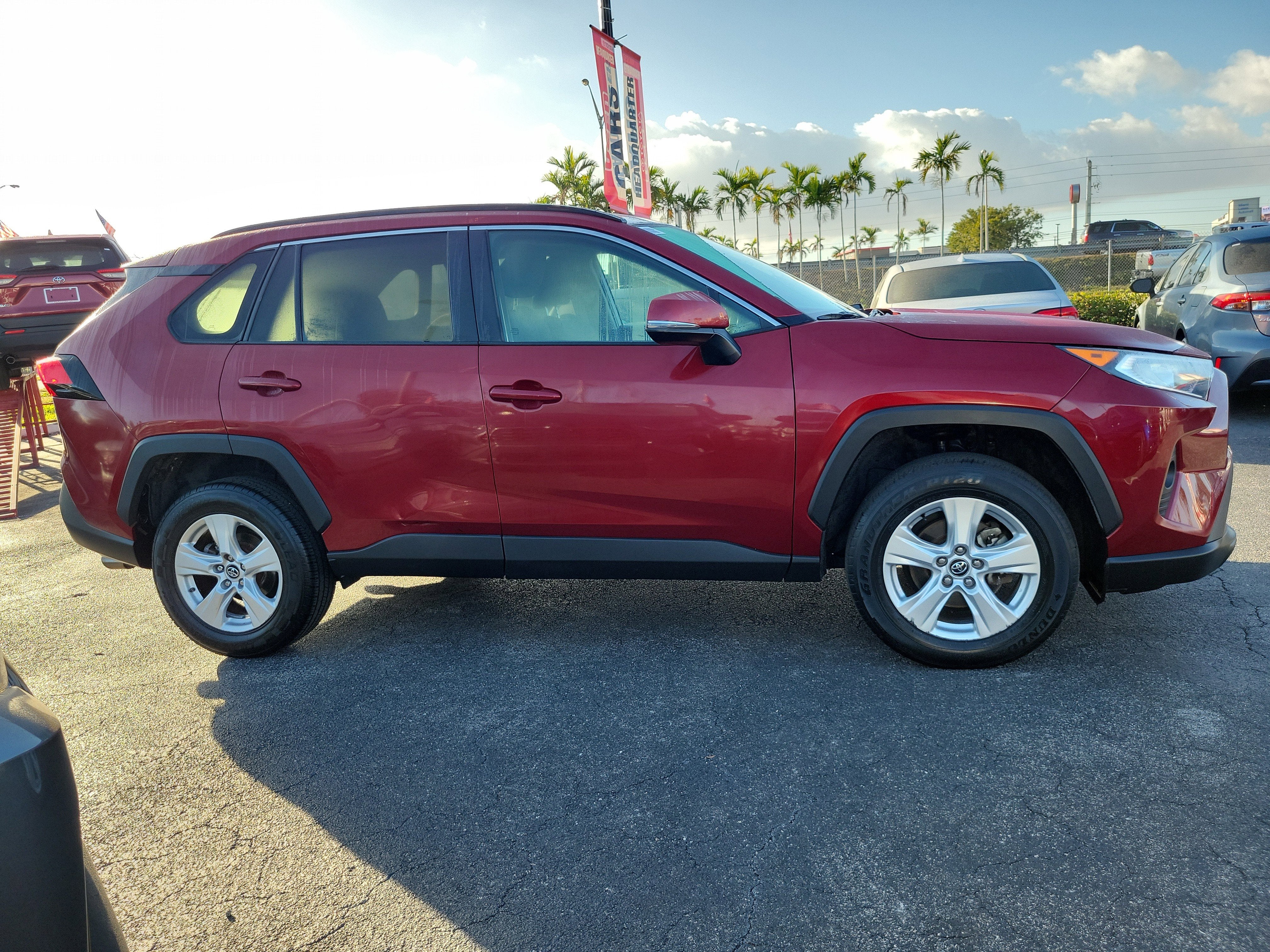 2020 Toyota RAV4 XLE