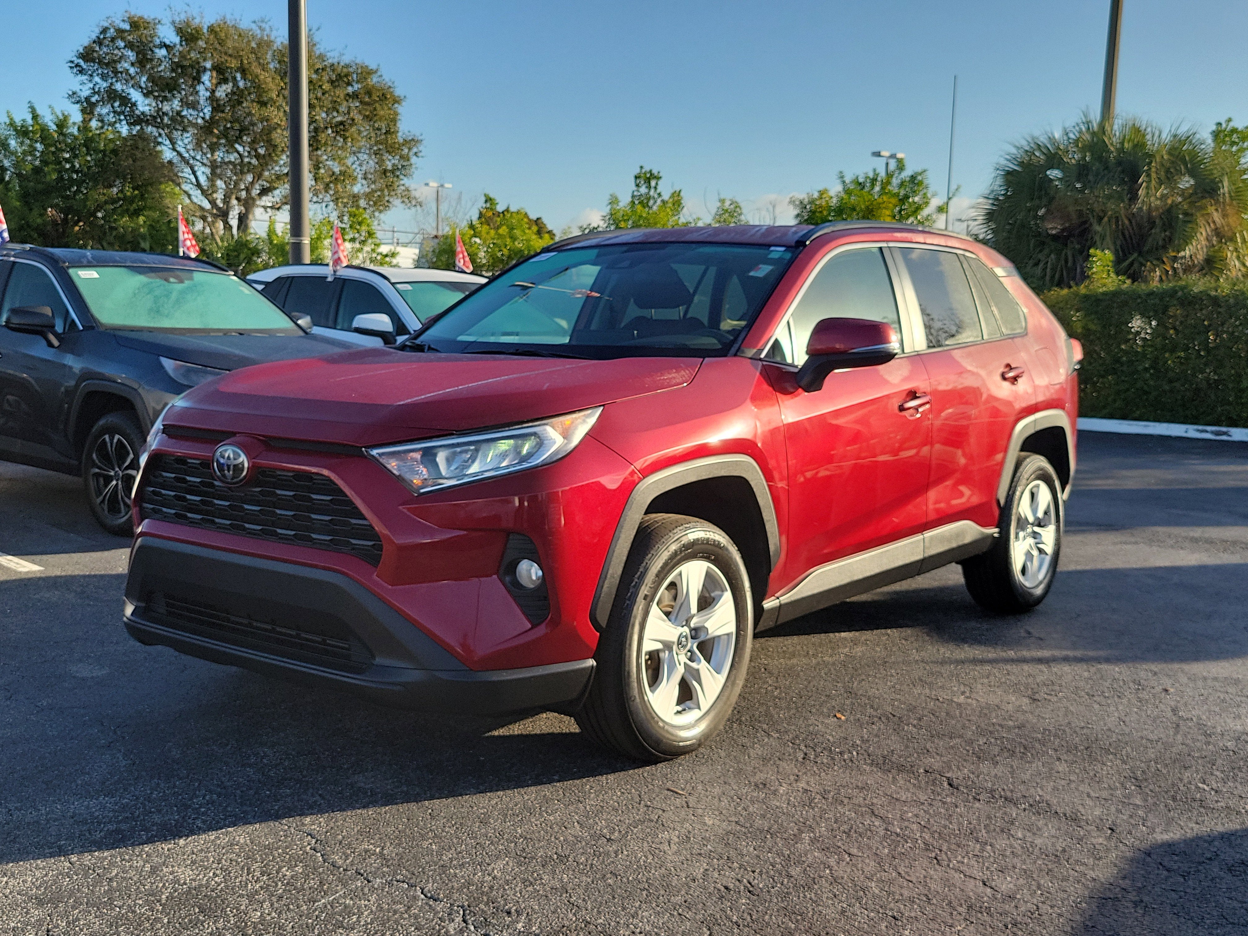 2020 Toyota RAV4 XLE