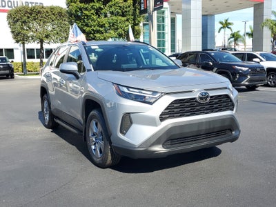 2022 Toyota RAV4 XLE
