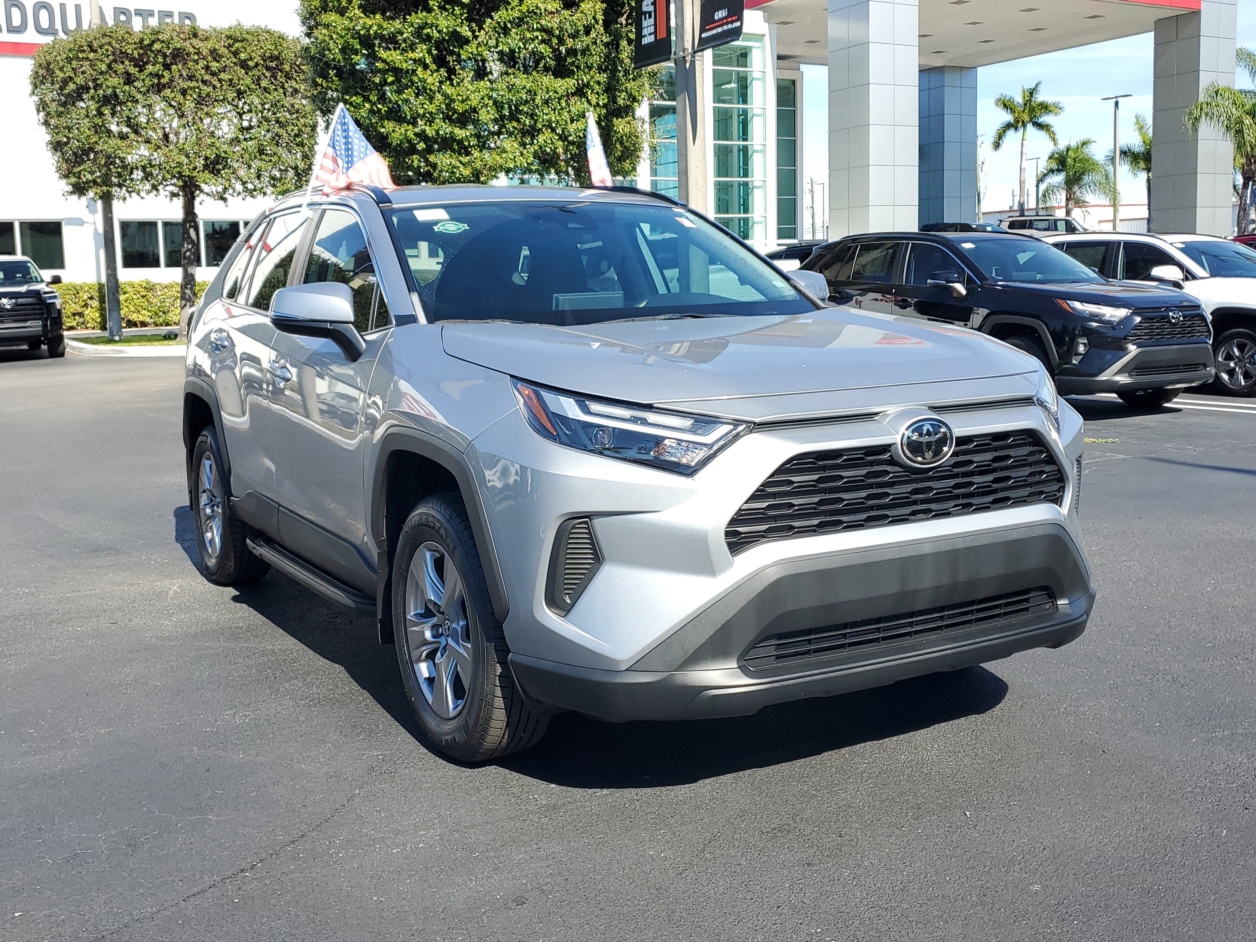 2022 Toyota RAV4 XLE