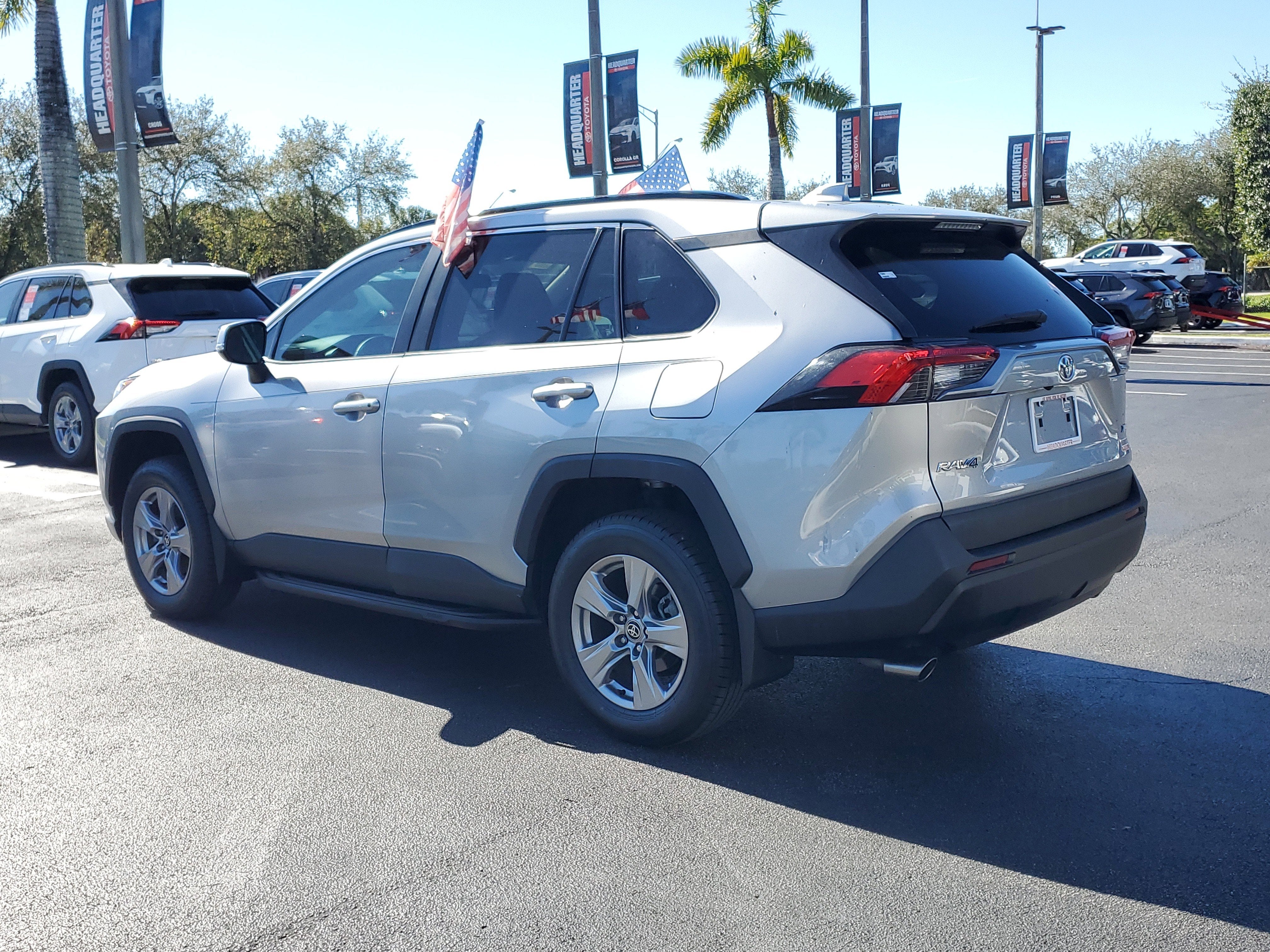 2022 Toyota RAV4 XLE