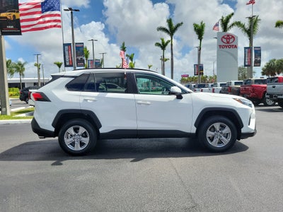 2023 Toyota RAV4 XLE