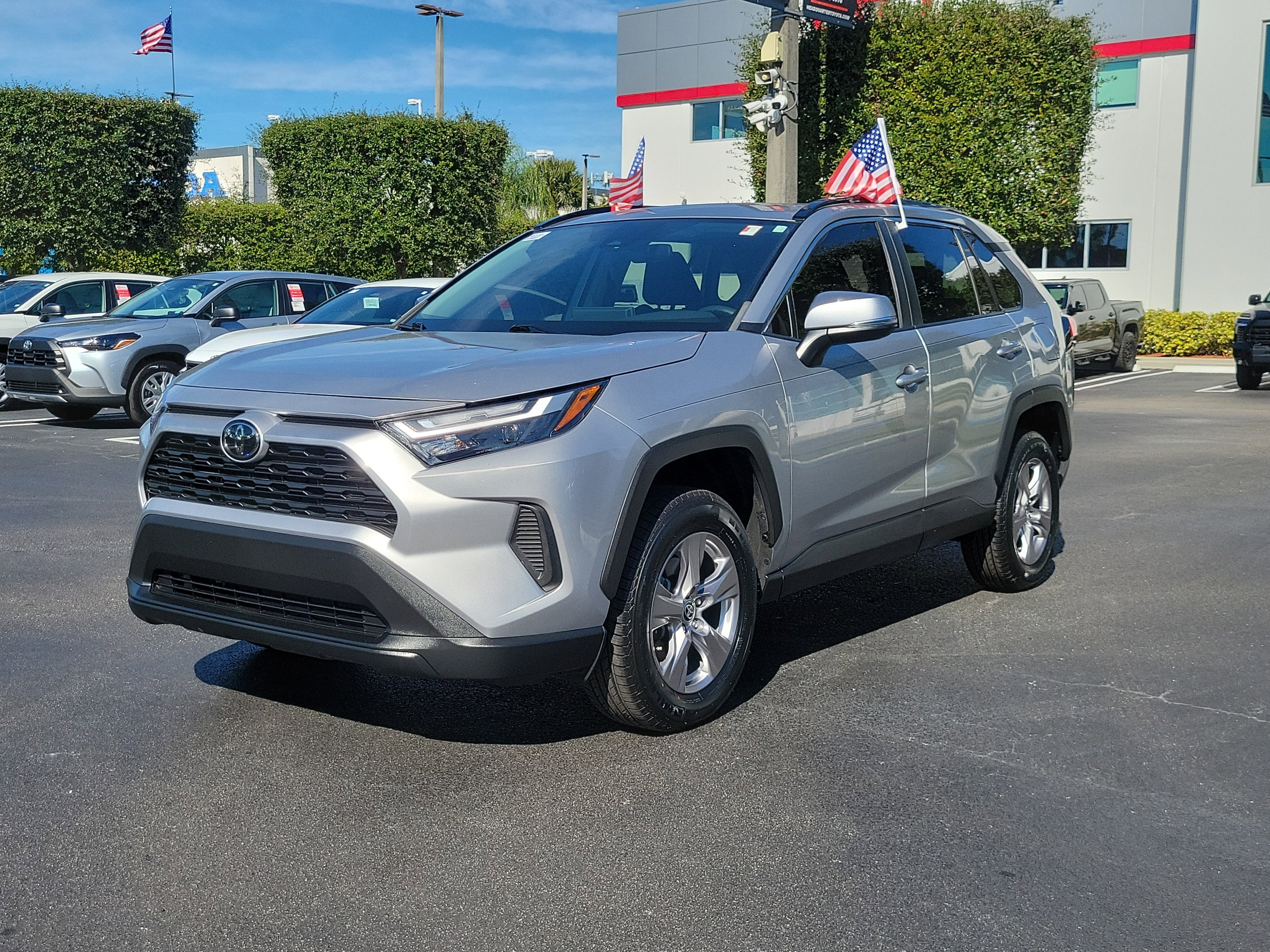 2023 Toyota RAV4 XLE