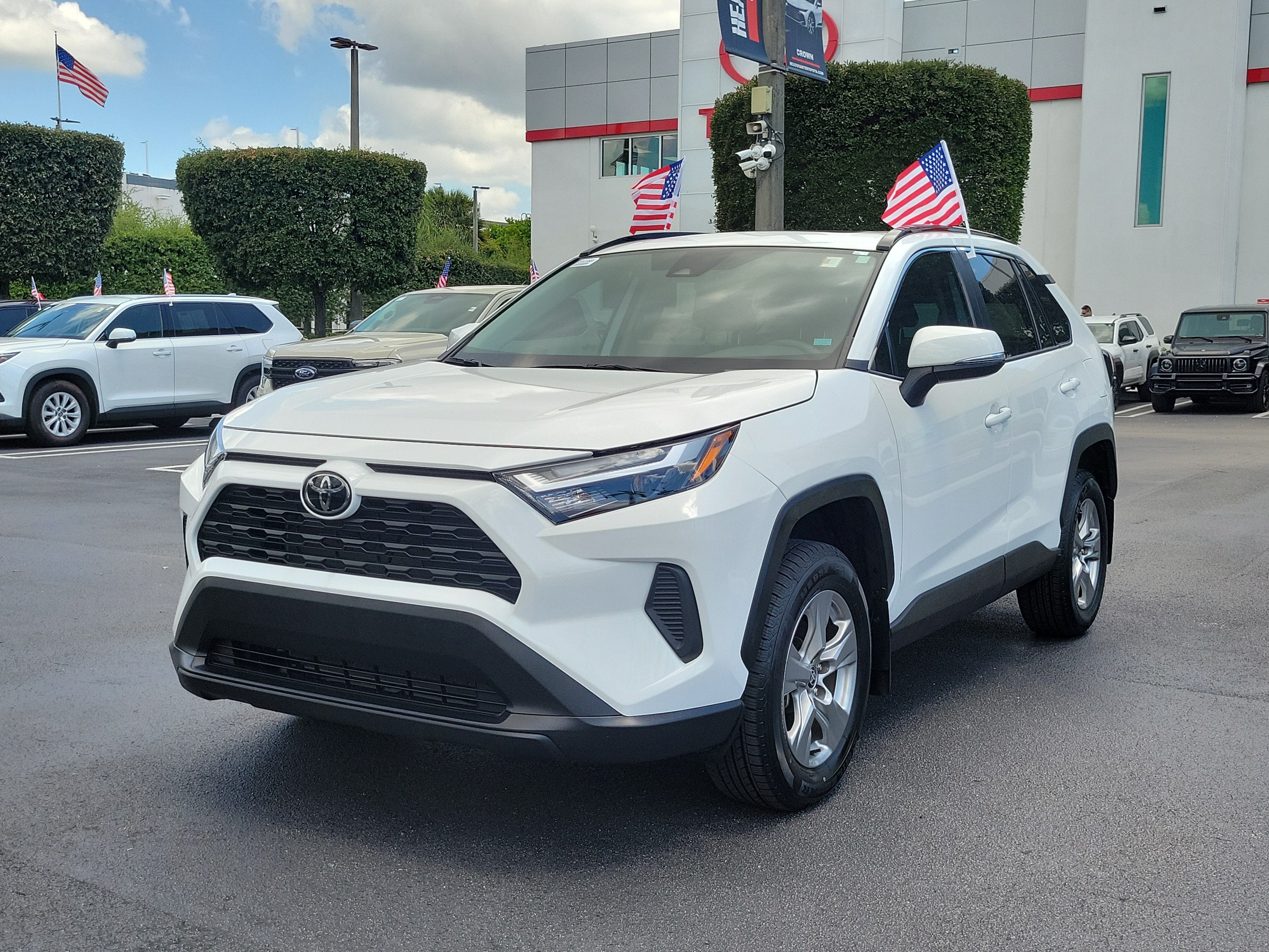 2024 Toyota RAV4 XLE