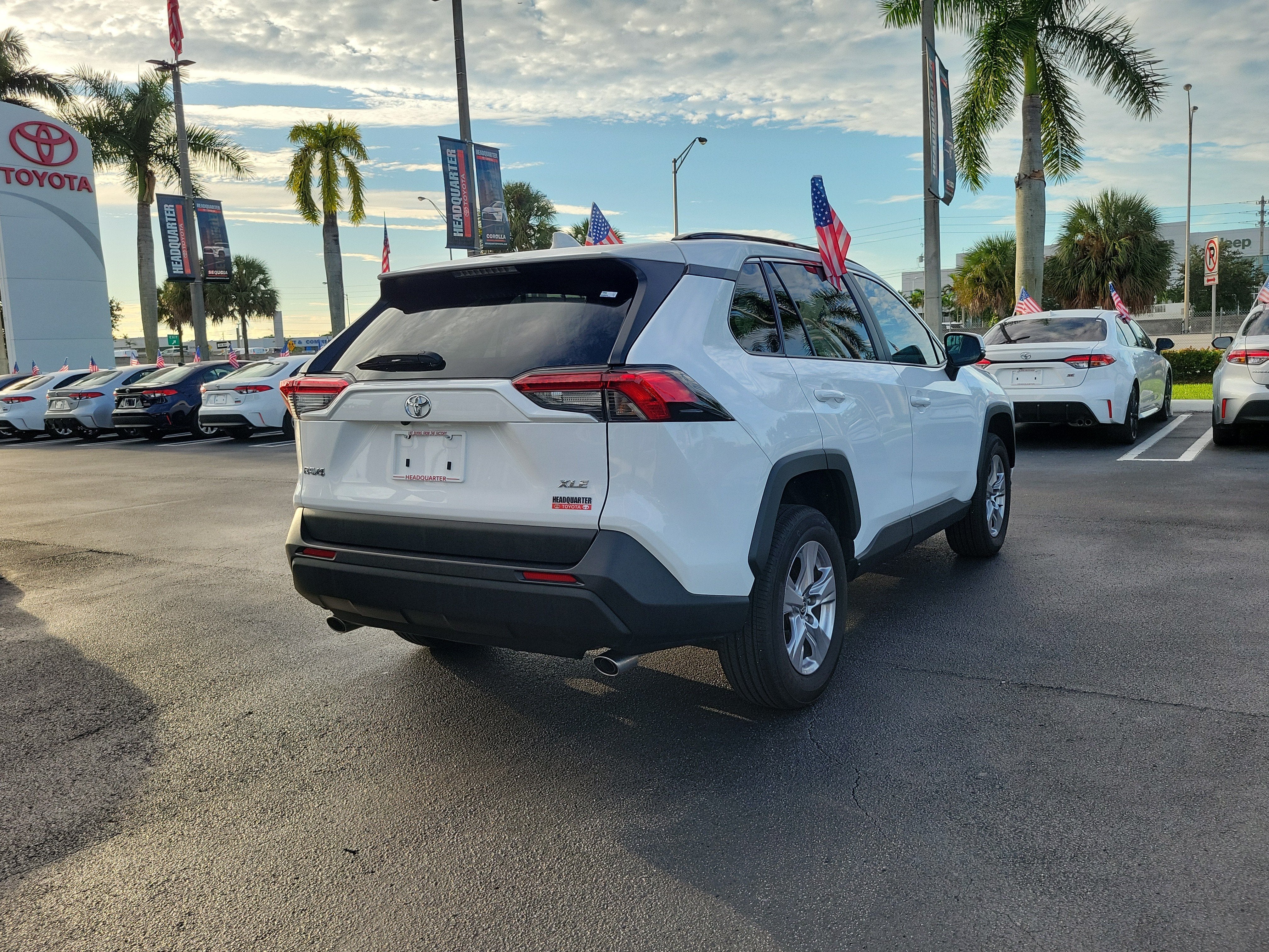 2025 Toyota RAV4 XLE