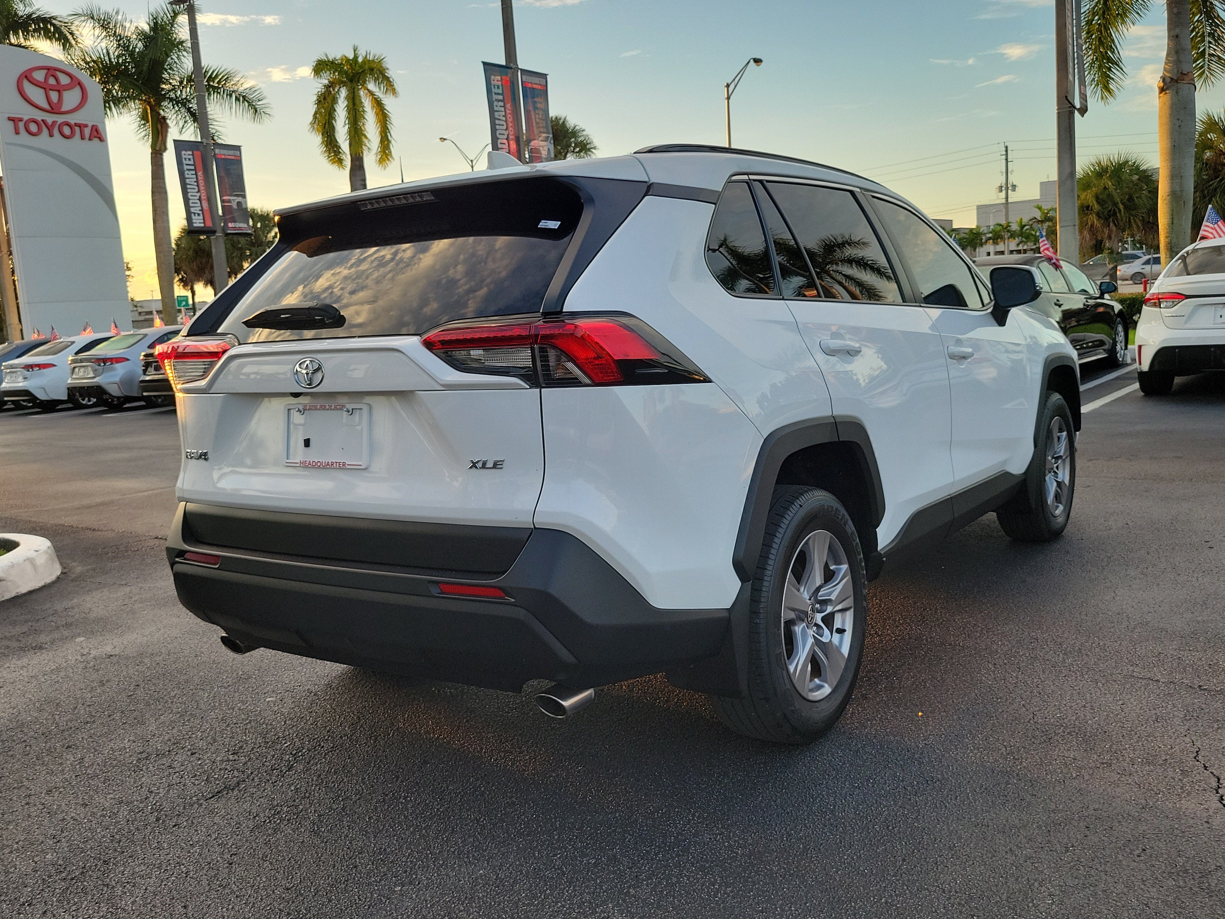 2024 Toyota RAV4 XLE