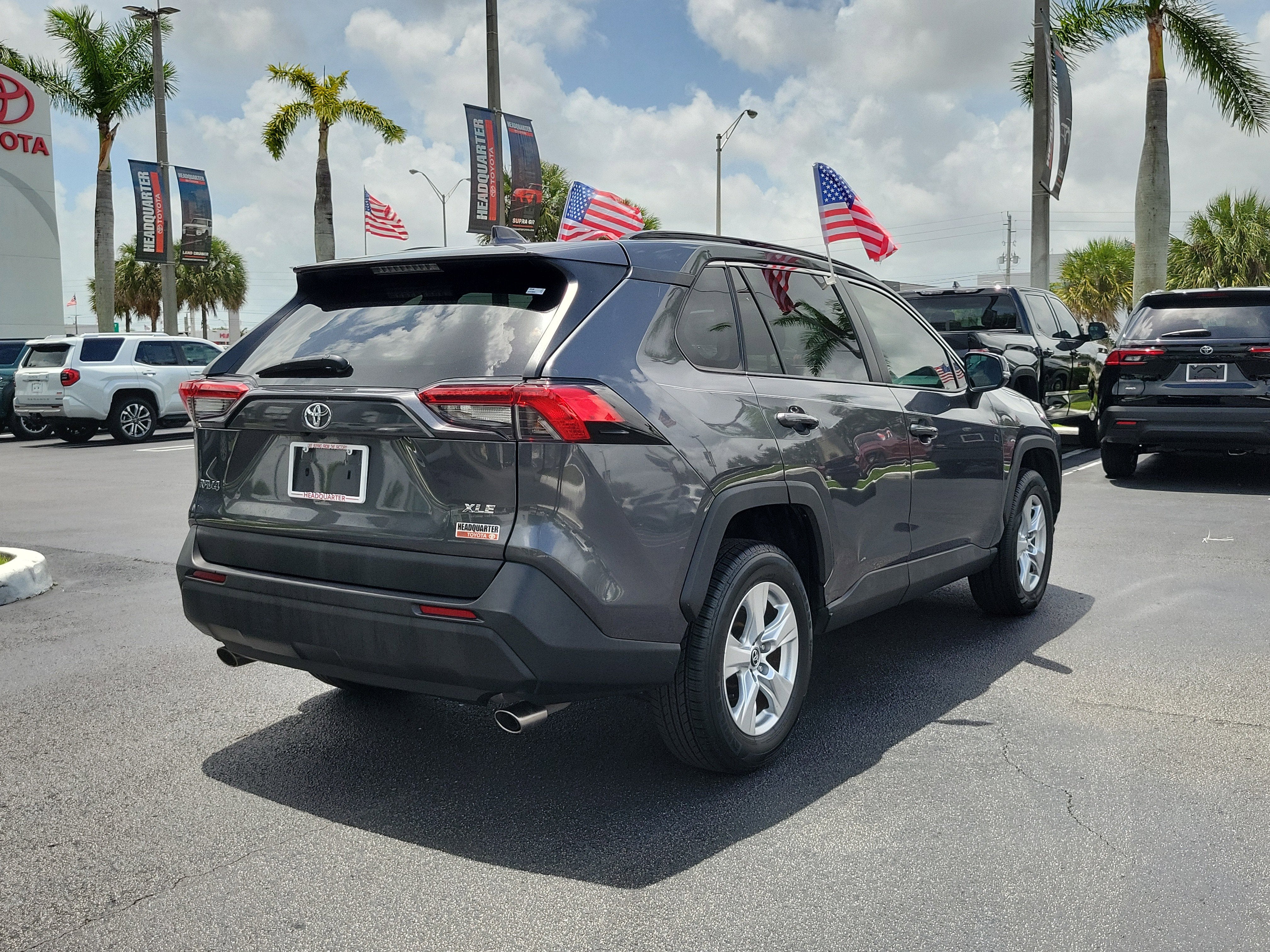 2020 Toyota RAV4 XLE