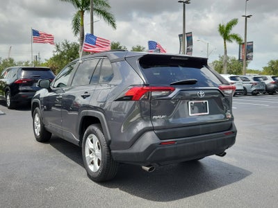 2020 Toyota RAV4 XLE