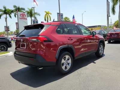 2022 Toyota RAV4 XLE