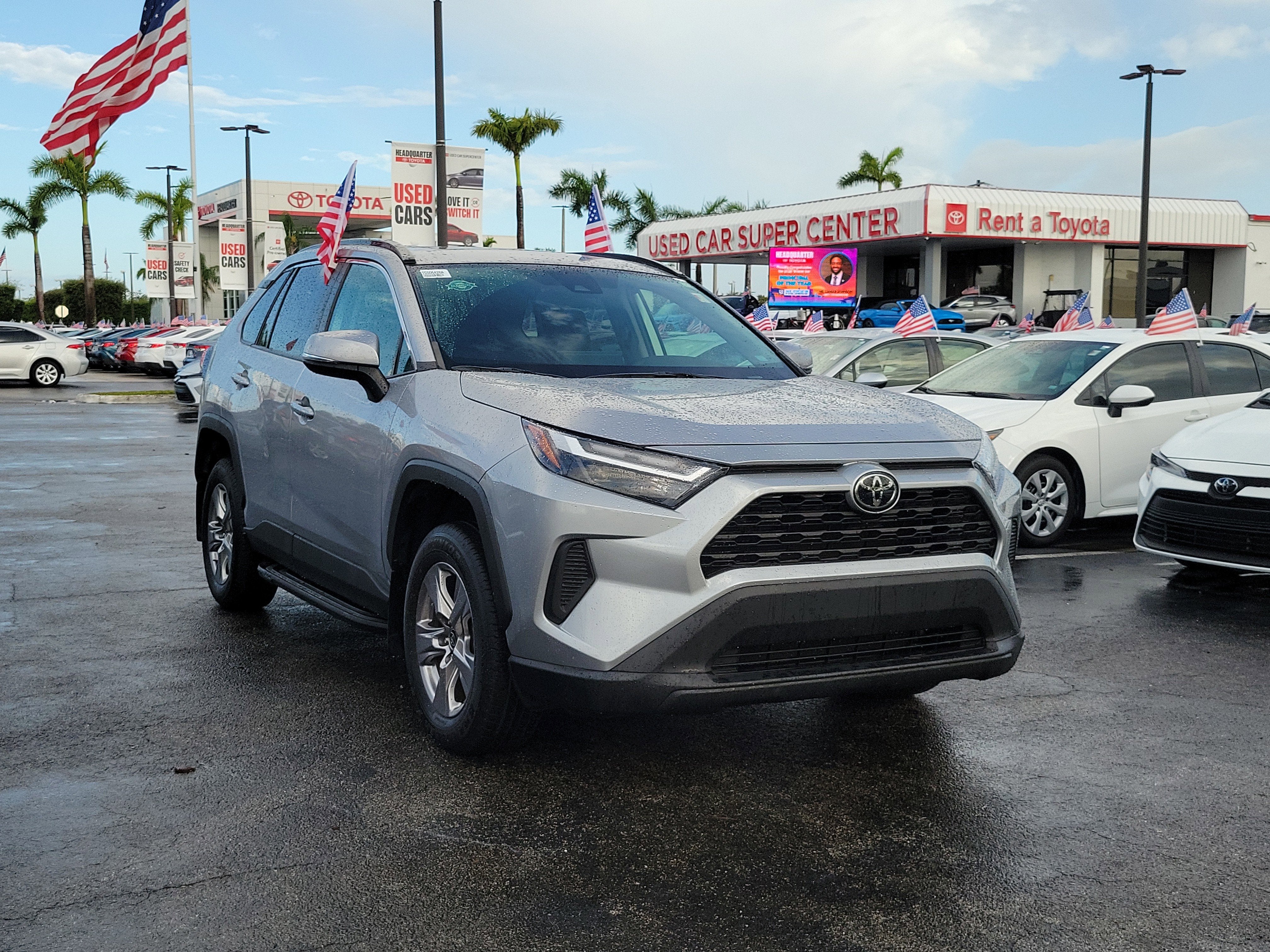 2023 Toyota RAV4 XLE