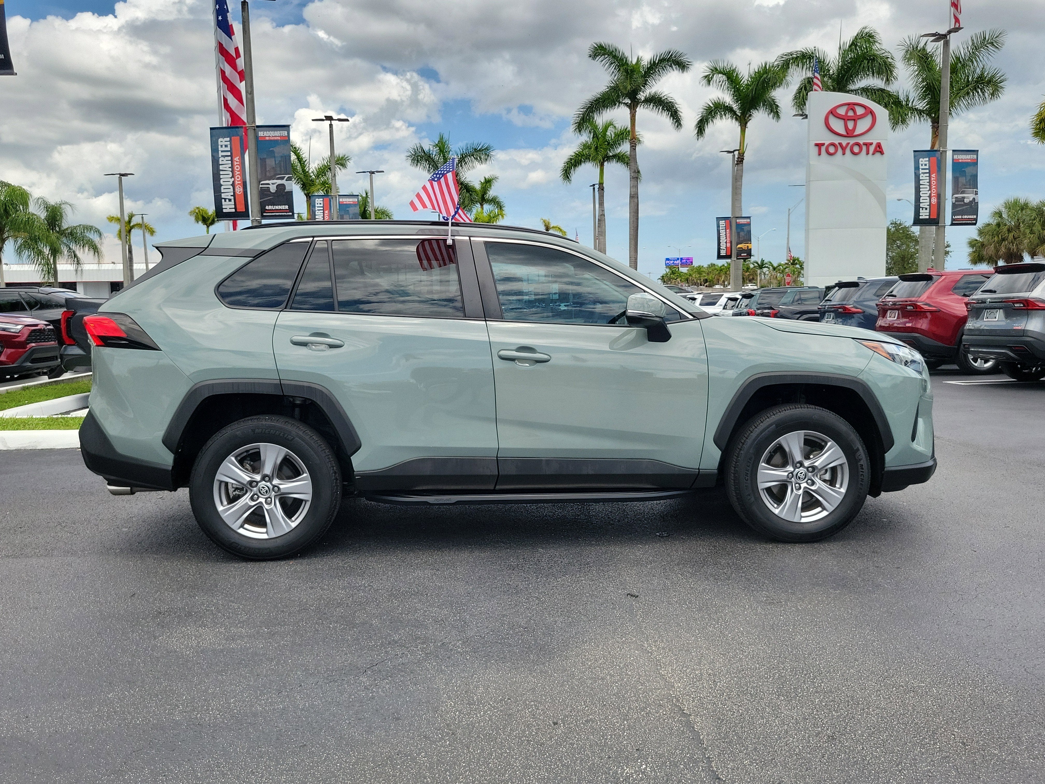 2023 Toyota RAV4 XLE