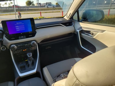 2023 Toyota RAV4 Limited