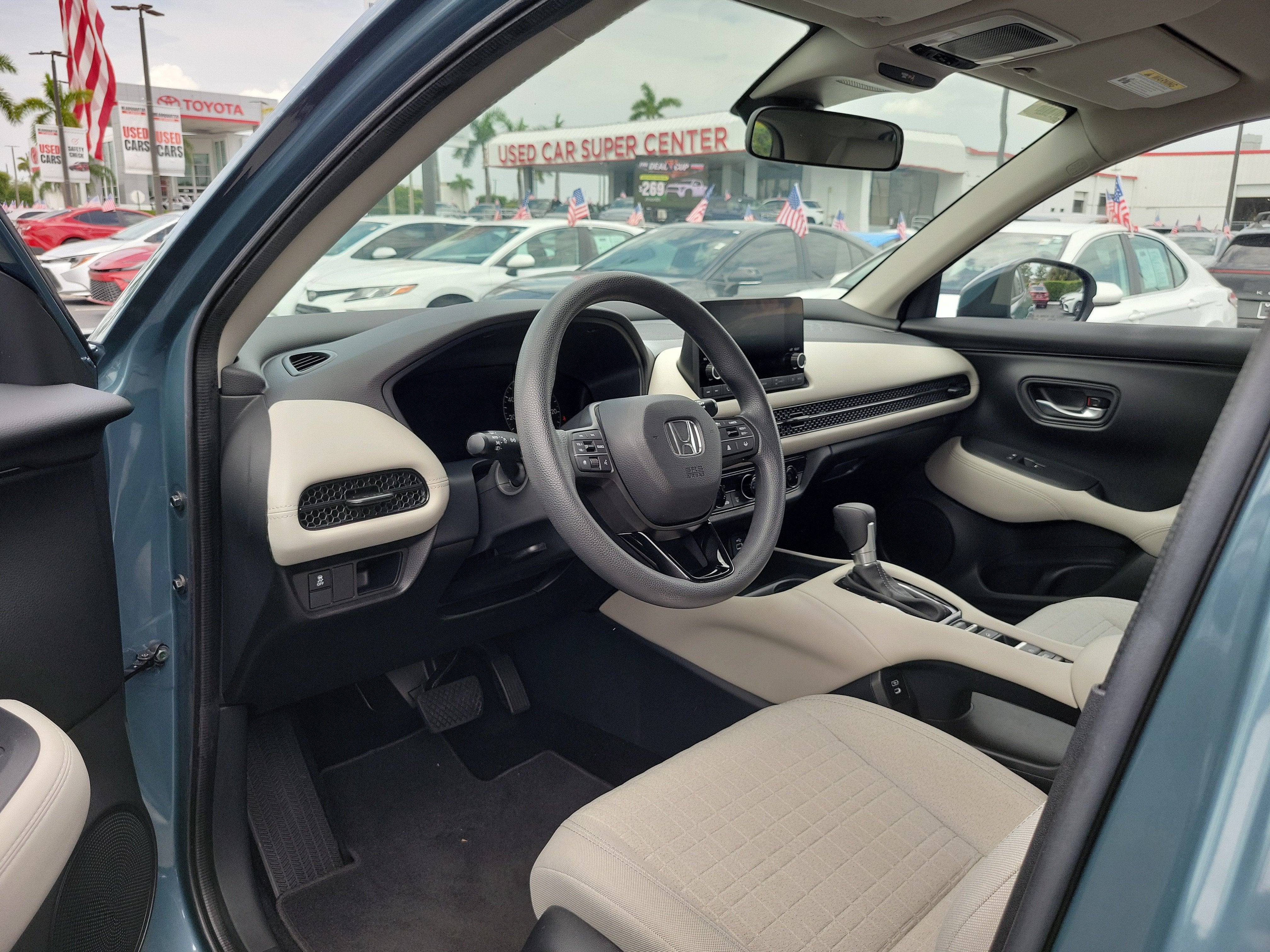2025 Honda HR-V LX