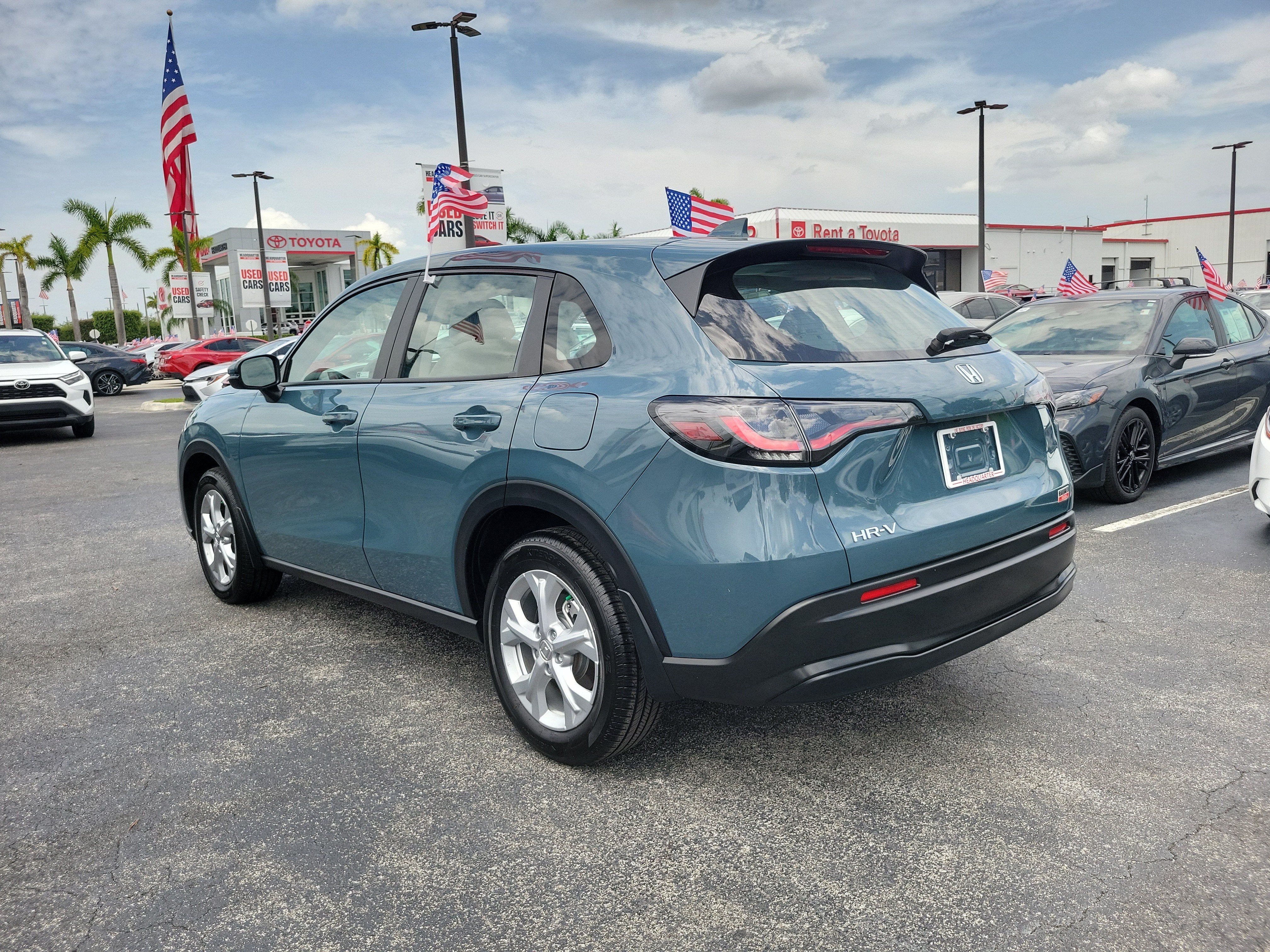 2025 Honda HR-V LX