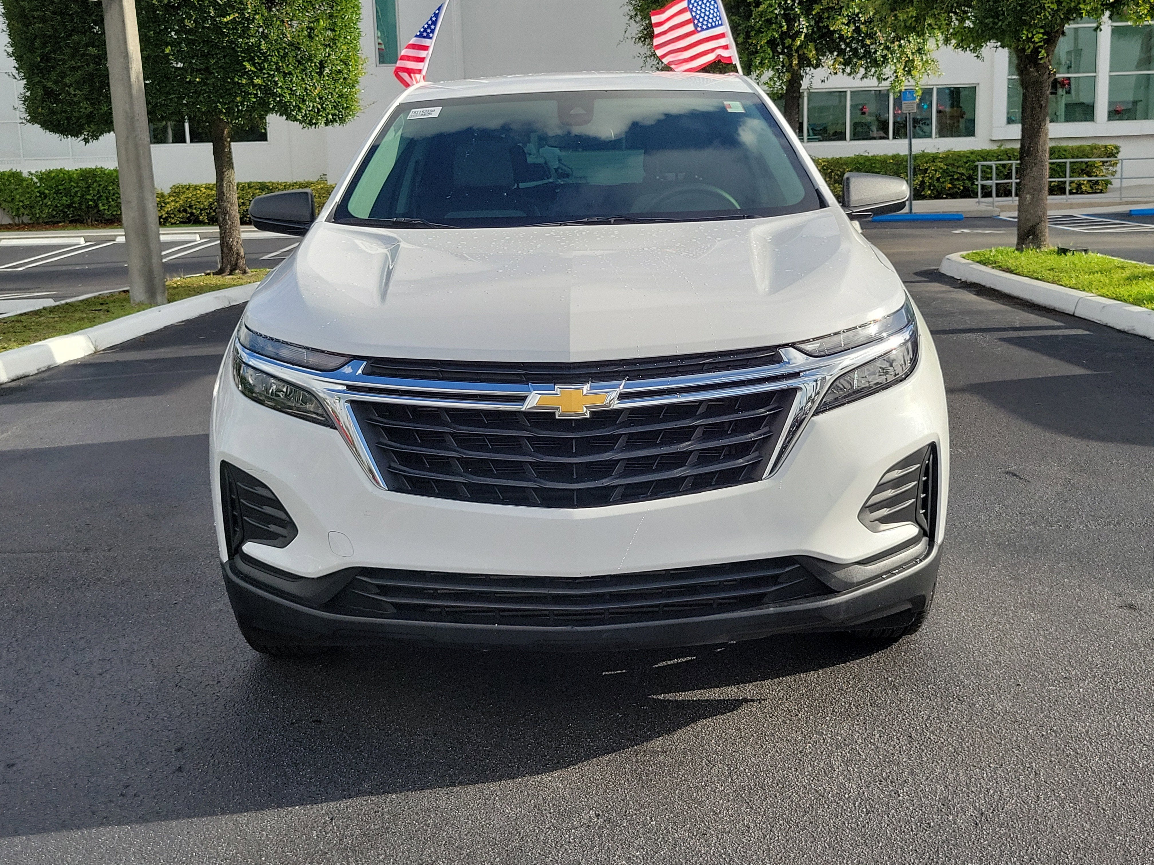 2023 Chevrolet Equinox LS