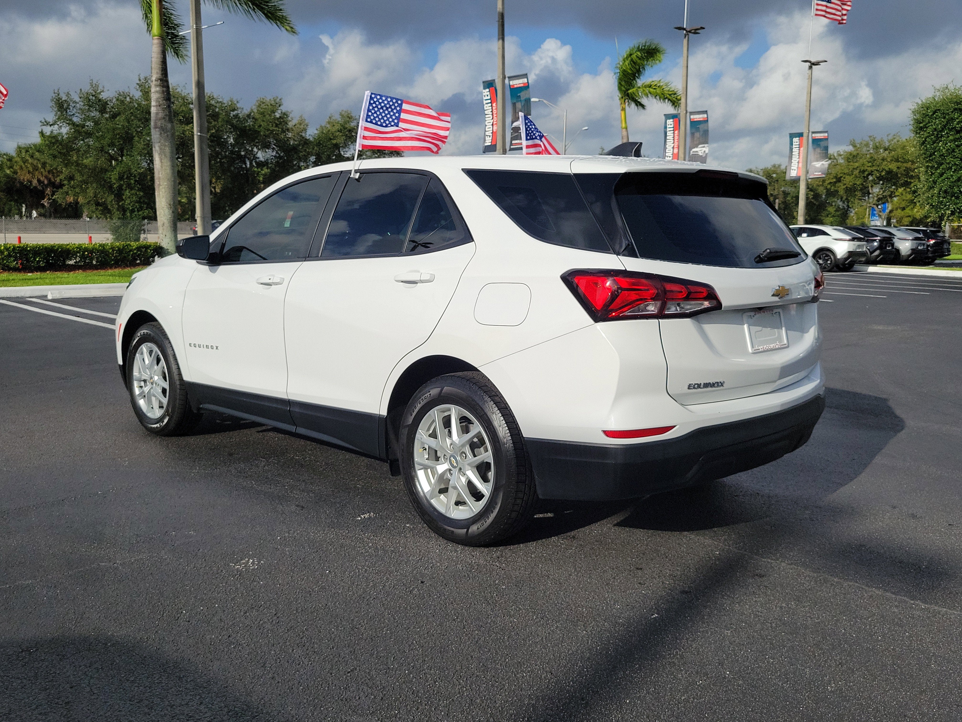 2023 Chevrolet Equinox LS